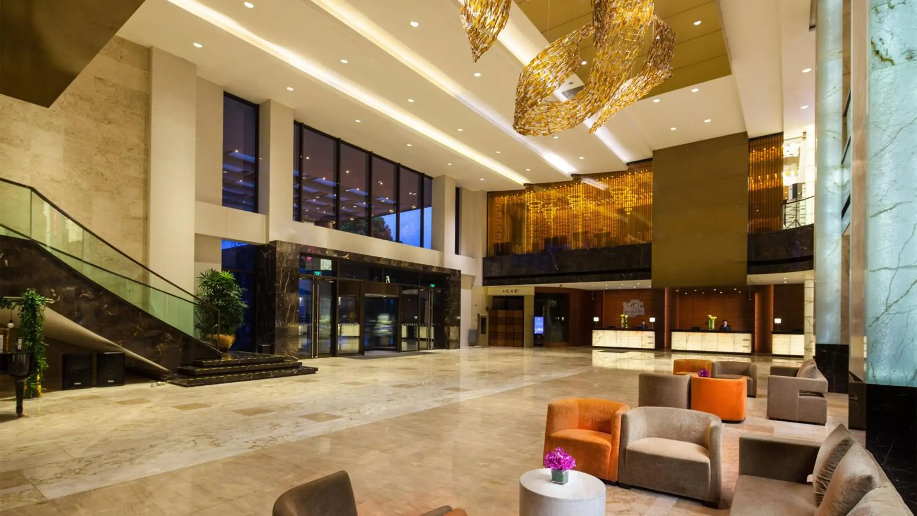 Property building, Lobby/Reception in Crowne Plaza Shanghai Jinxiu