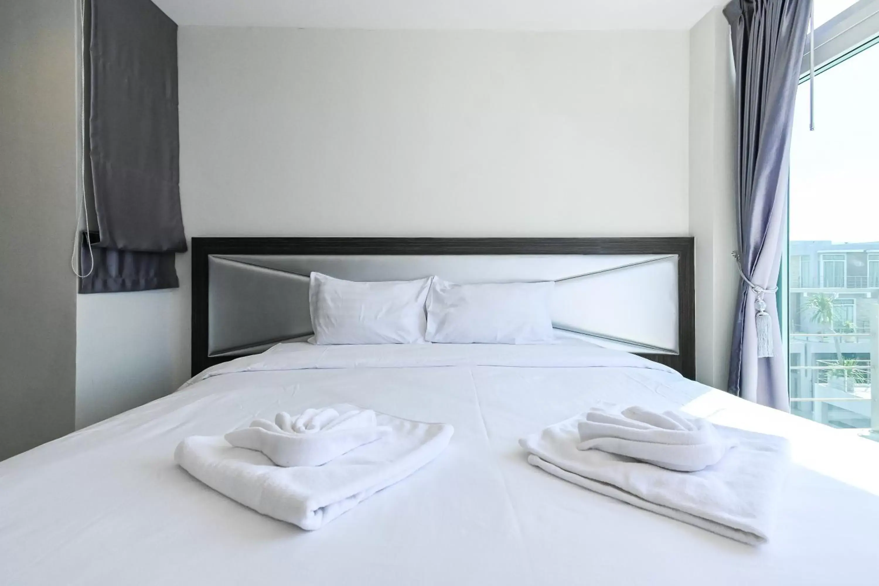 Bed in Golden Sea Hua Hin - SHA Extra Plus Bed in Golden Sea Hua Hin - SHA Extra Plus