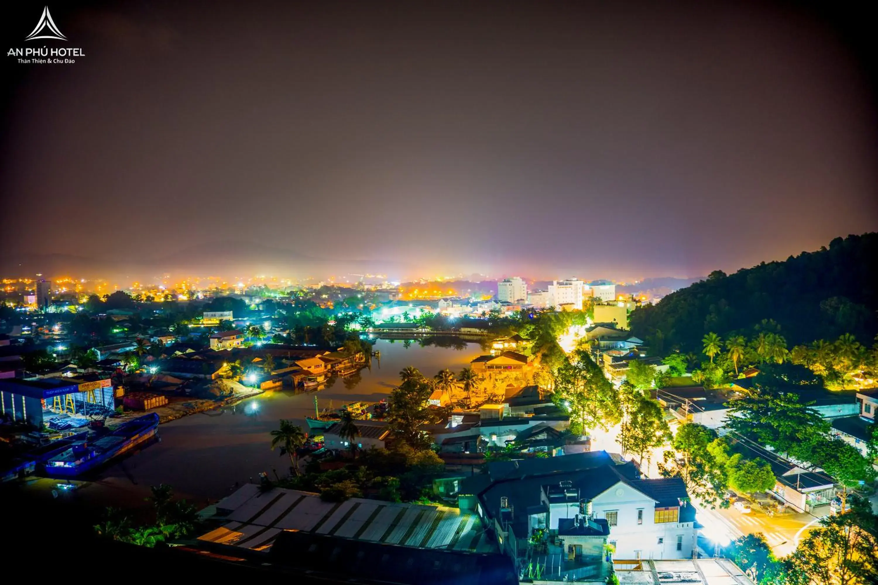 Natural landscape, Bird's-eye View in An Phu Hotel