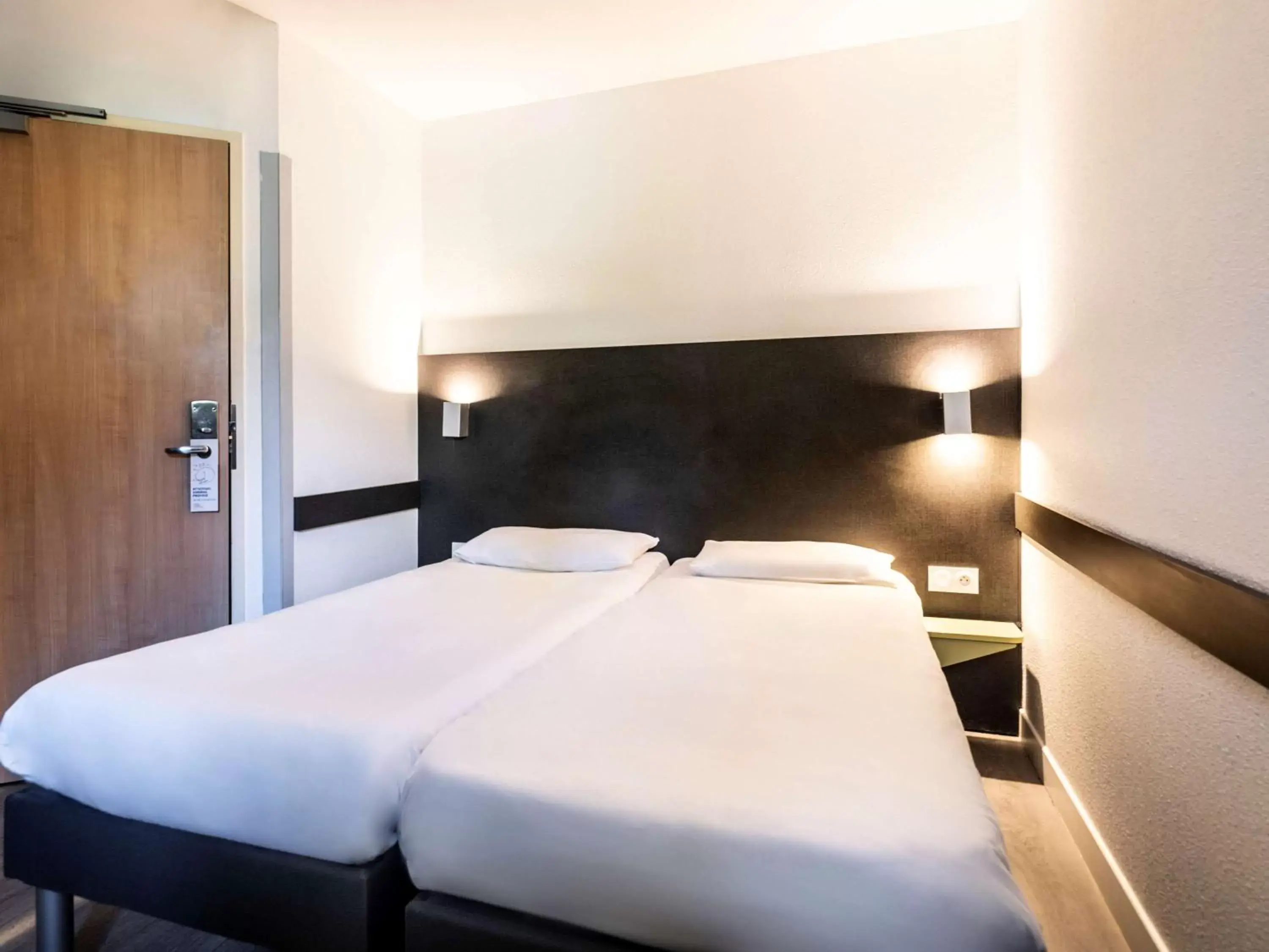 Bed in Ibis Budget Lyon Est Saint Quentin Fallavier Bed in Ibis Budget Lyon Est Saint Quentin Fallavier