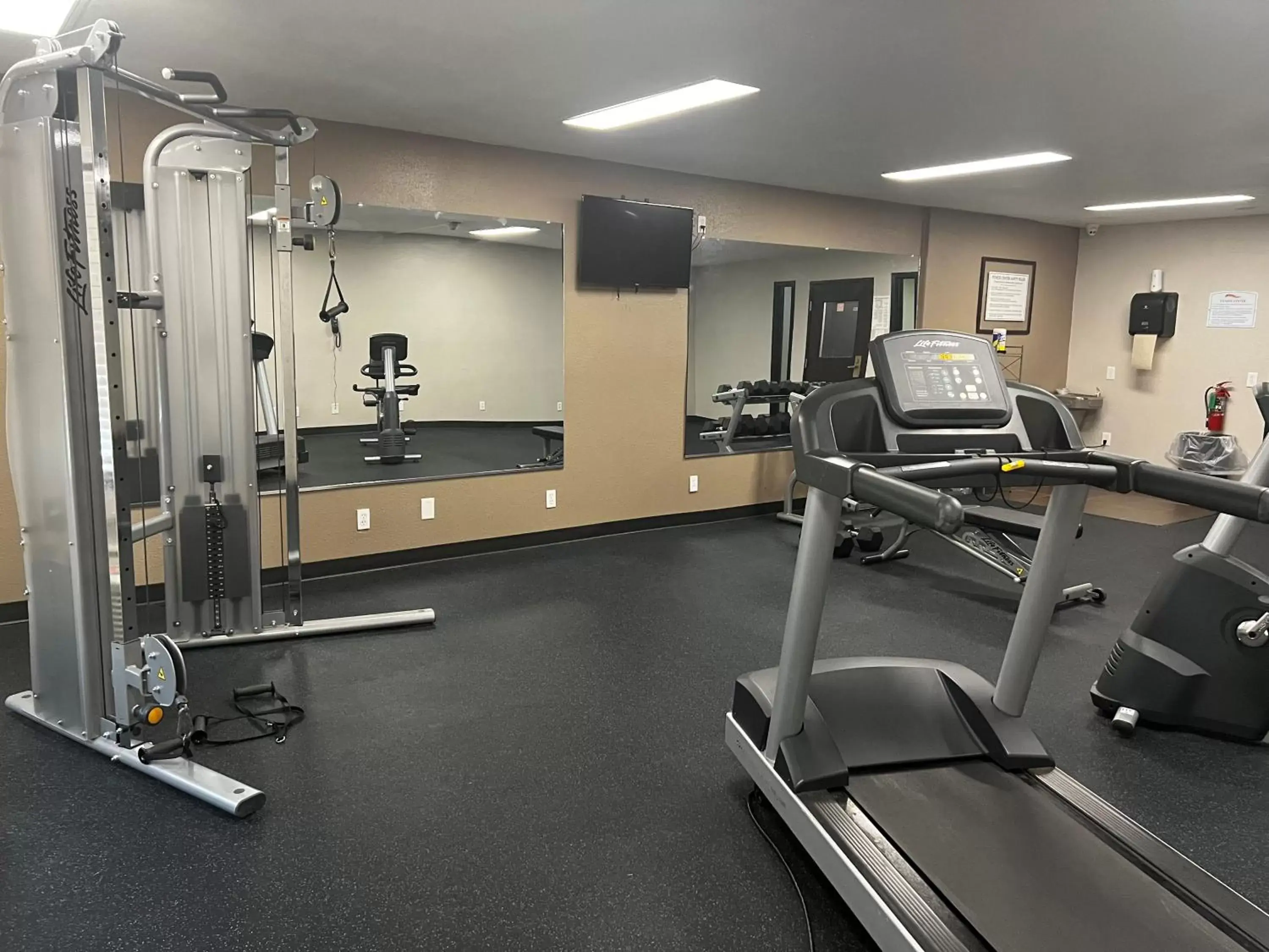 Fitness centre/facilities, Fitness Center/Facilities in Baymont by Wyndham Port Arthur - Groves Area