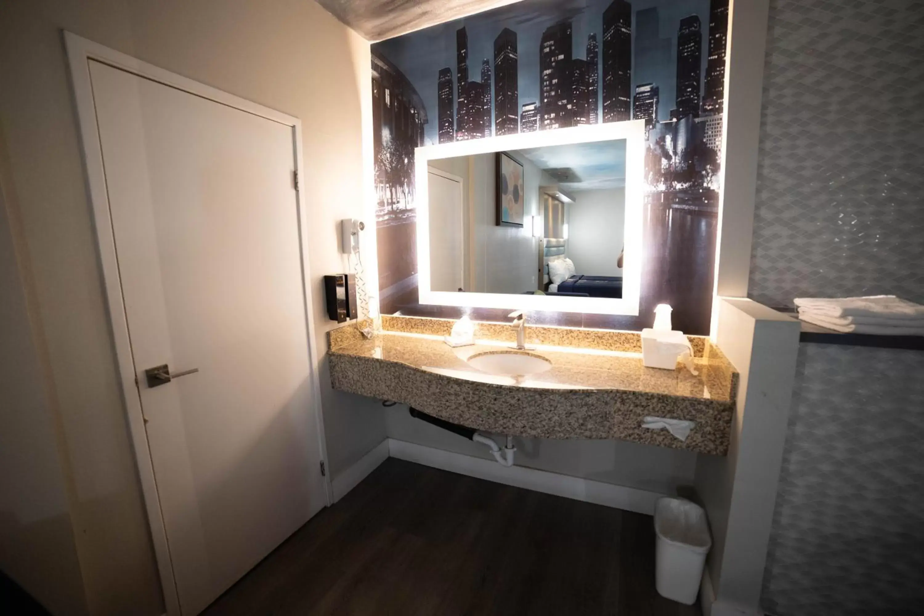 Bathroom in Mid City Inn & Suites Pico Rivera