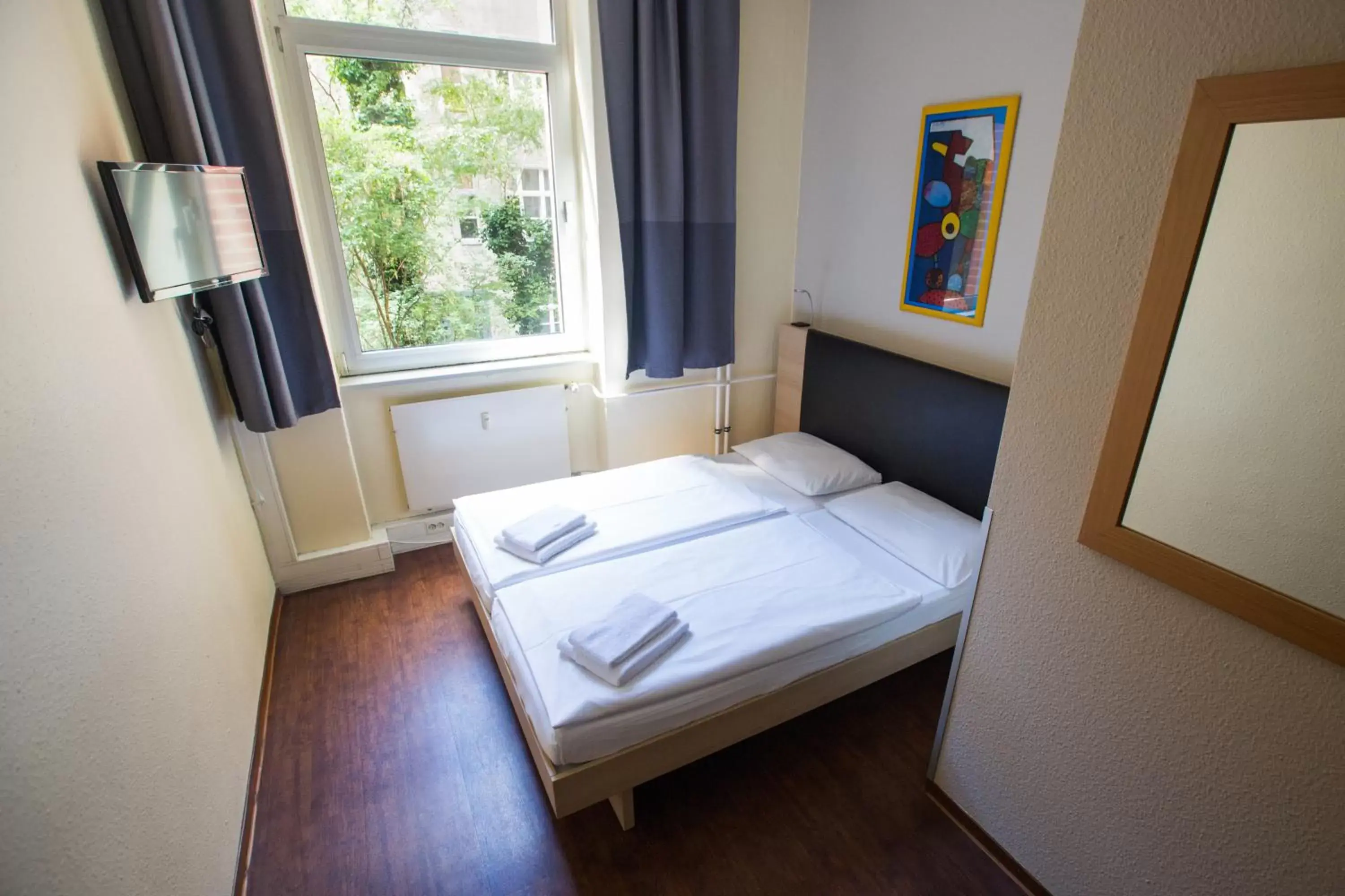 Photo of the whole room, Bed in acama Hotel & Hostel Kreuzberg