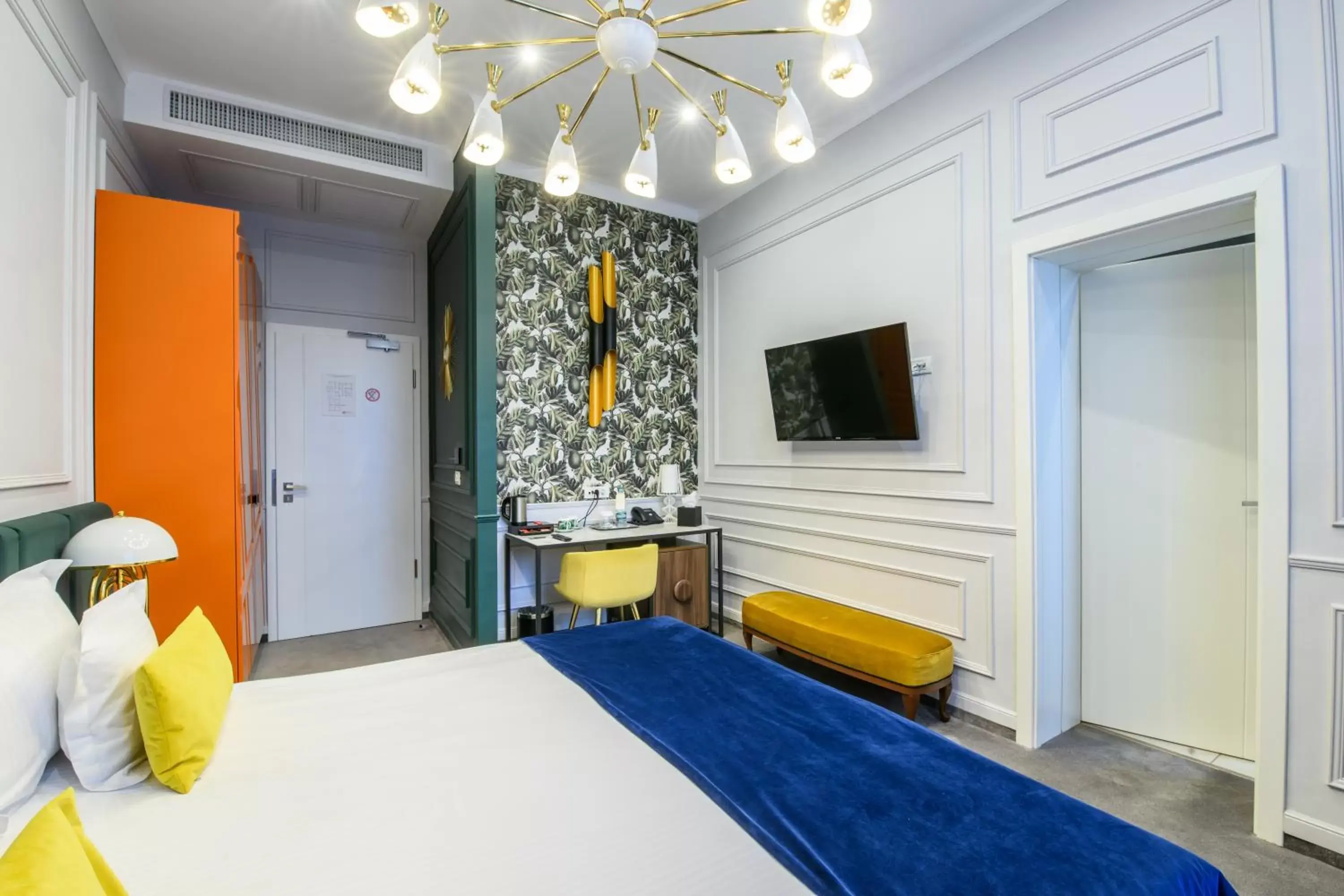 Bed in Hotel Del Corso Bed in Hotel Del Corso