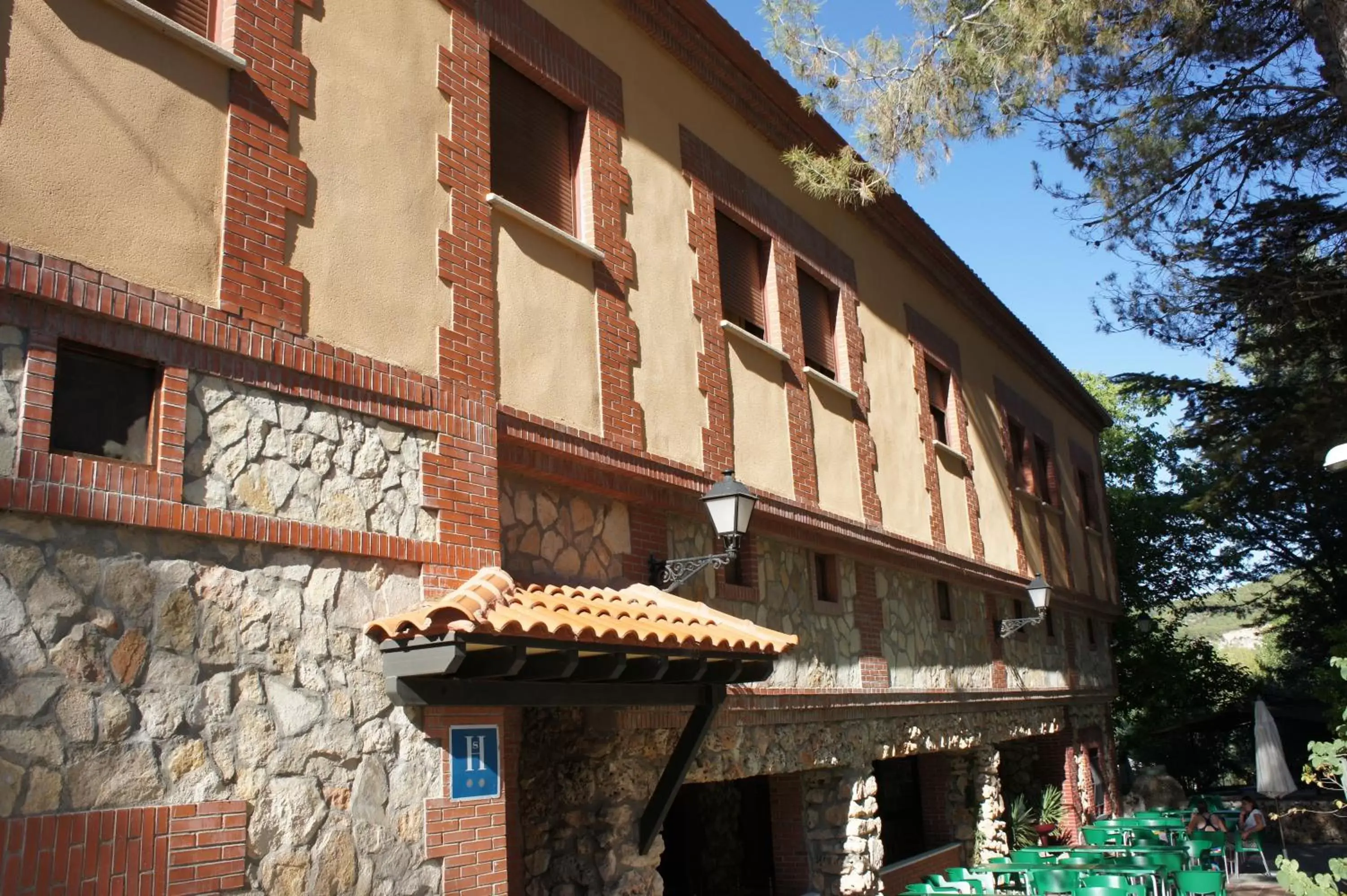 Facade/entrance, Property Building in La Fuensanta Hostal-Rural