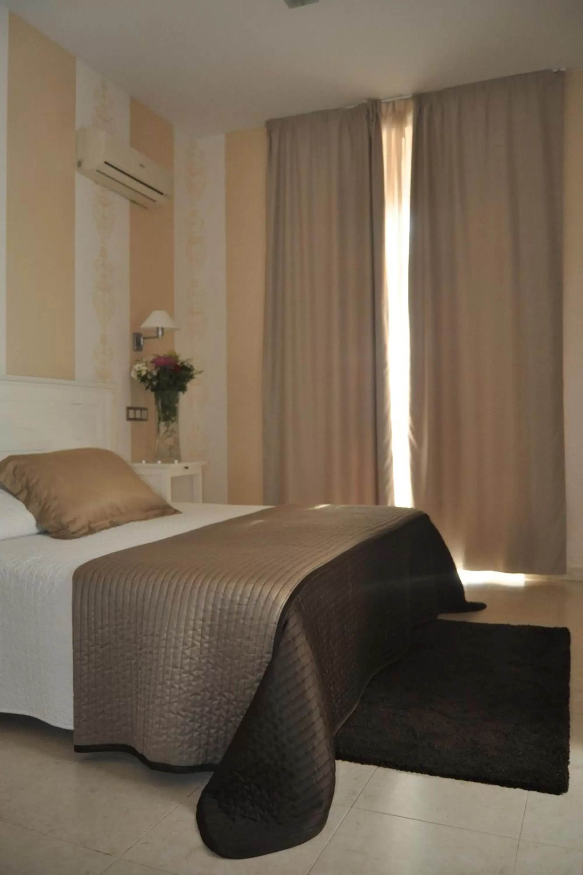 Bedroom, Bed in Convento Tarifa