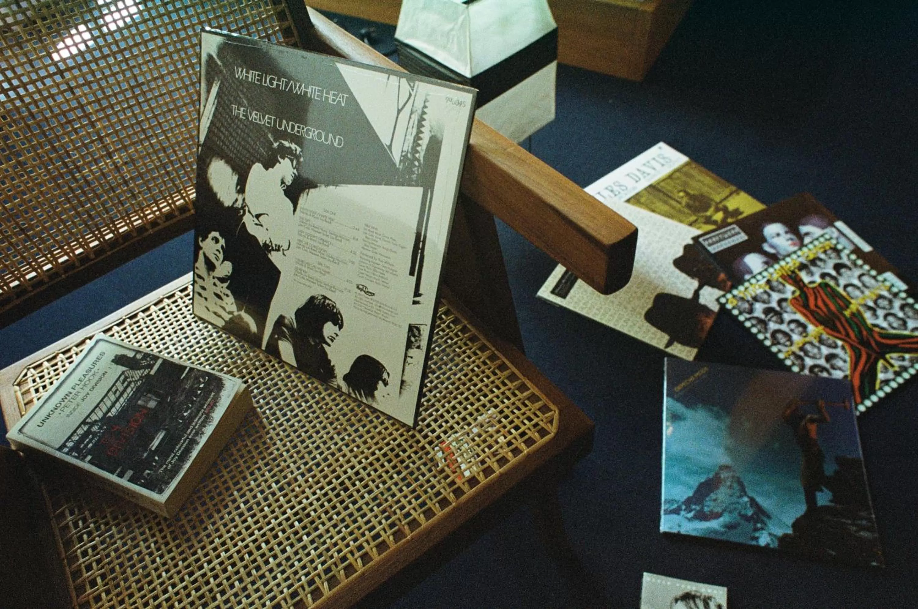 Area and facilities in Blueberry Nights