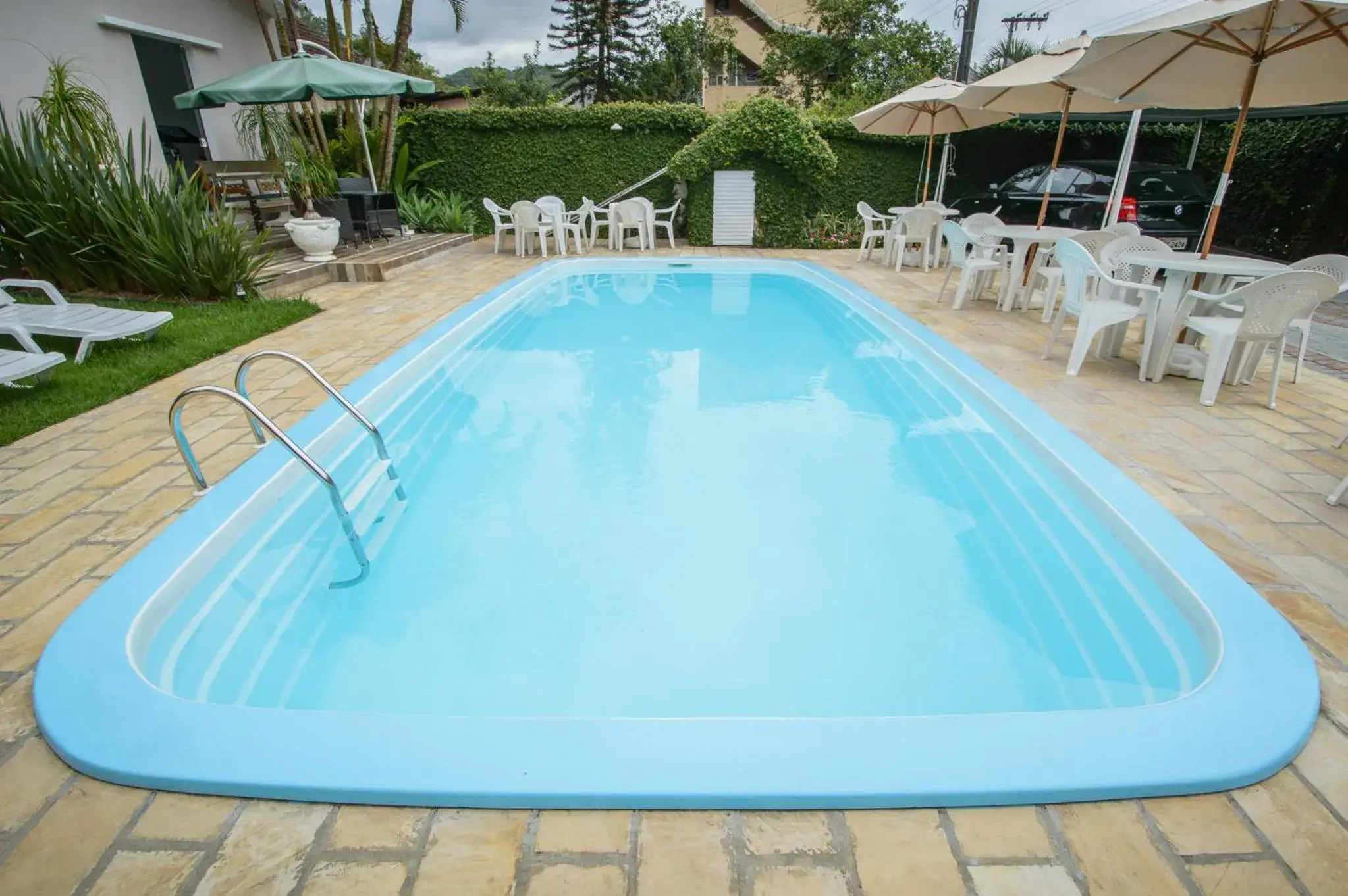 Swimming Pool in Hotel Blumenhof