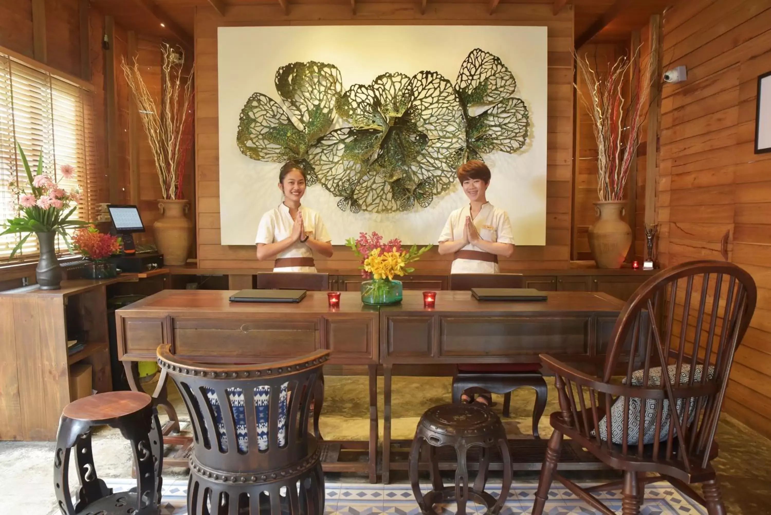 Staff, Restaurant/Places to Eat in Pai Village Boutique Resort