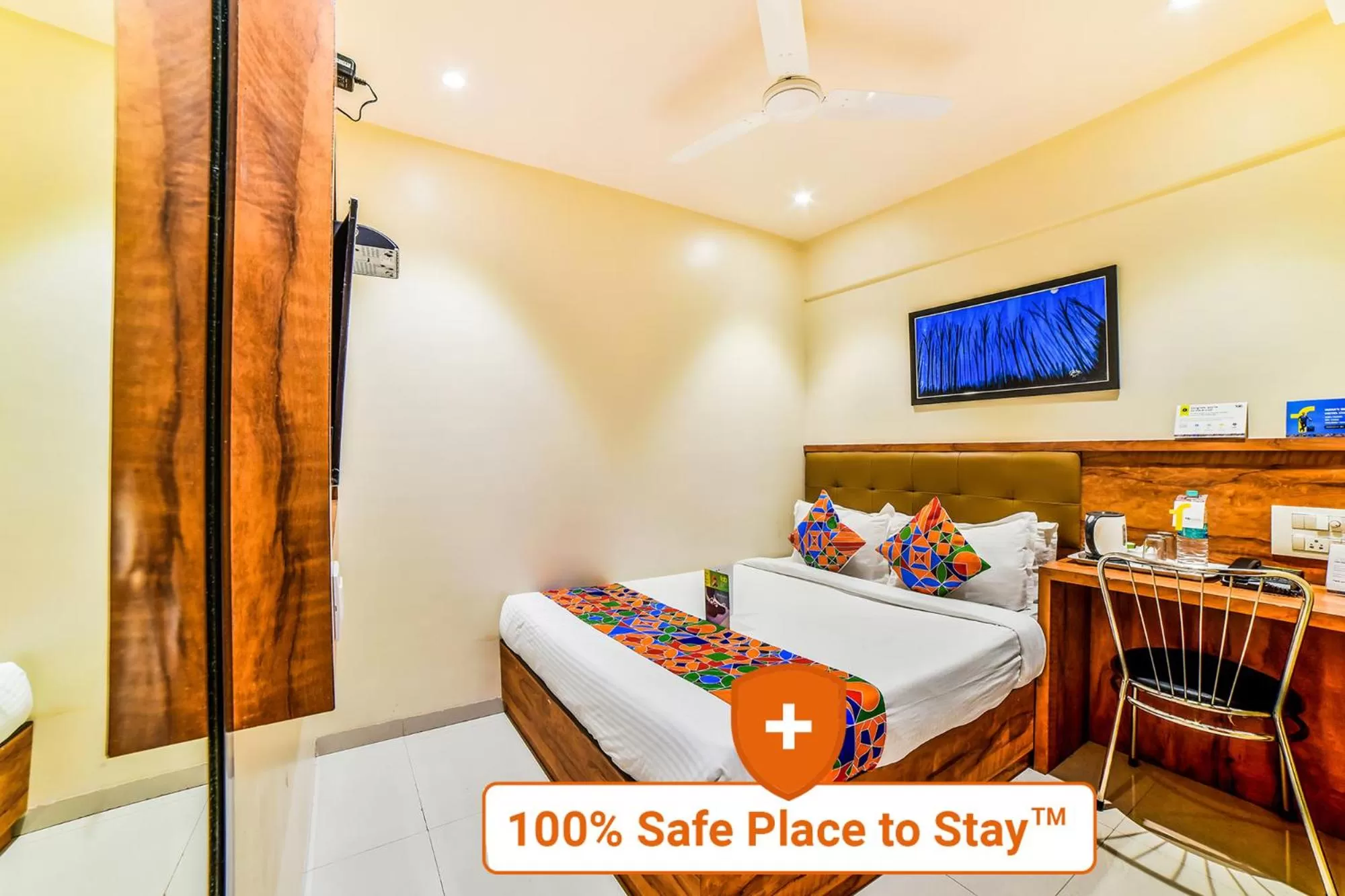 Bedroom, Bed in Via Deluxe Comfort - Nr Kokilaben Hospital