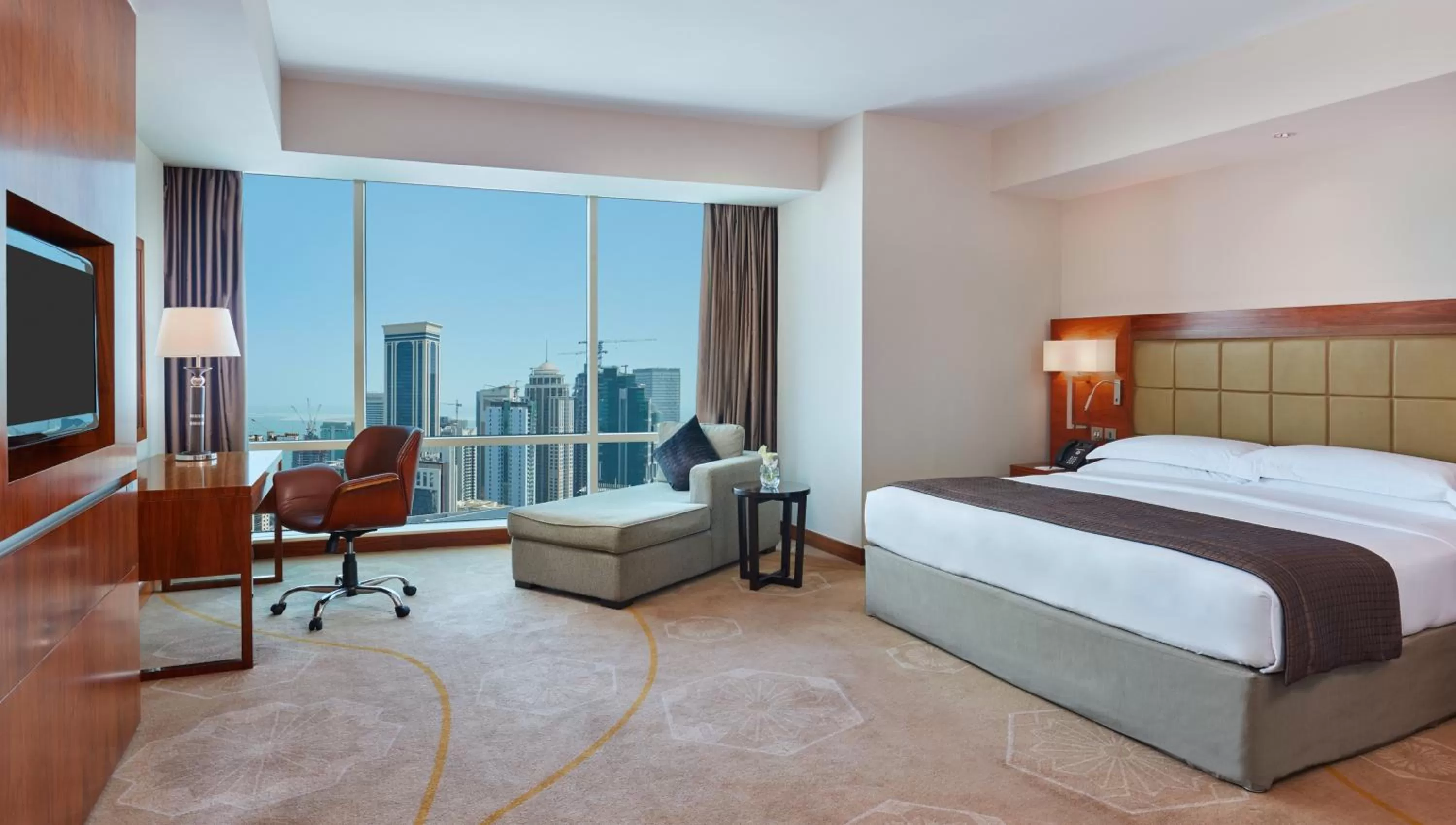 Photo of the whole room, Bed in InterContinental Doha The City by IHG