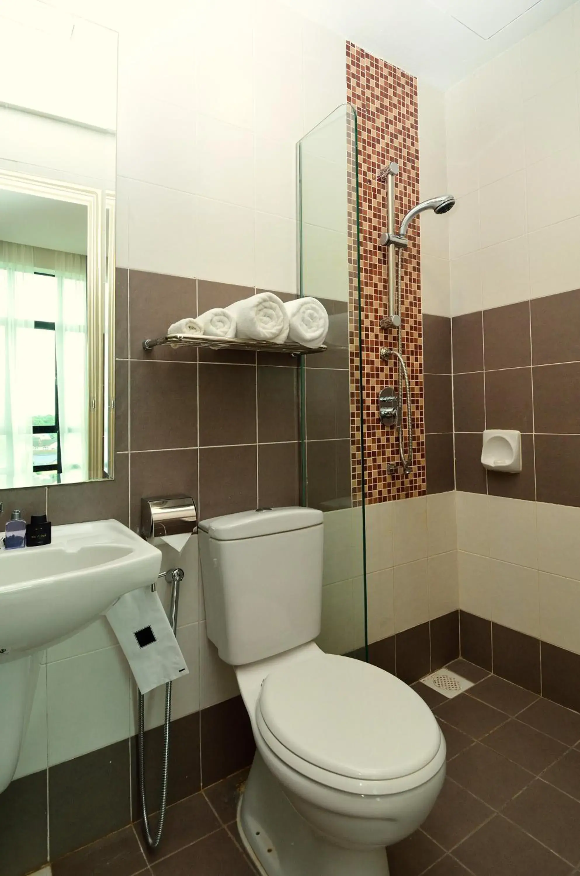 Toilet, Bathroom in Holiday Villa Hotel & Suites Kota Bharu