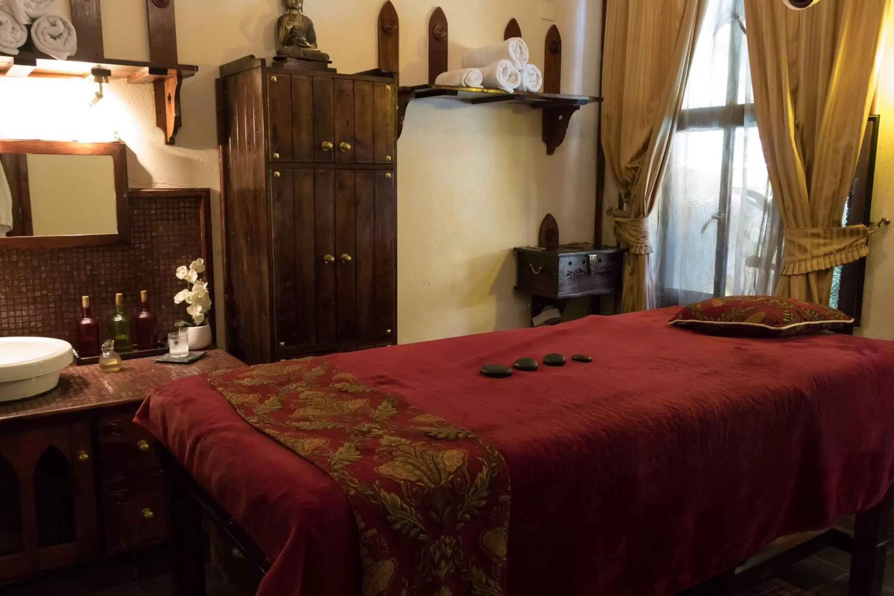 Spa and wellness centre/facilities, Bed in The King Post