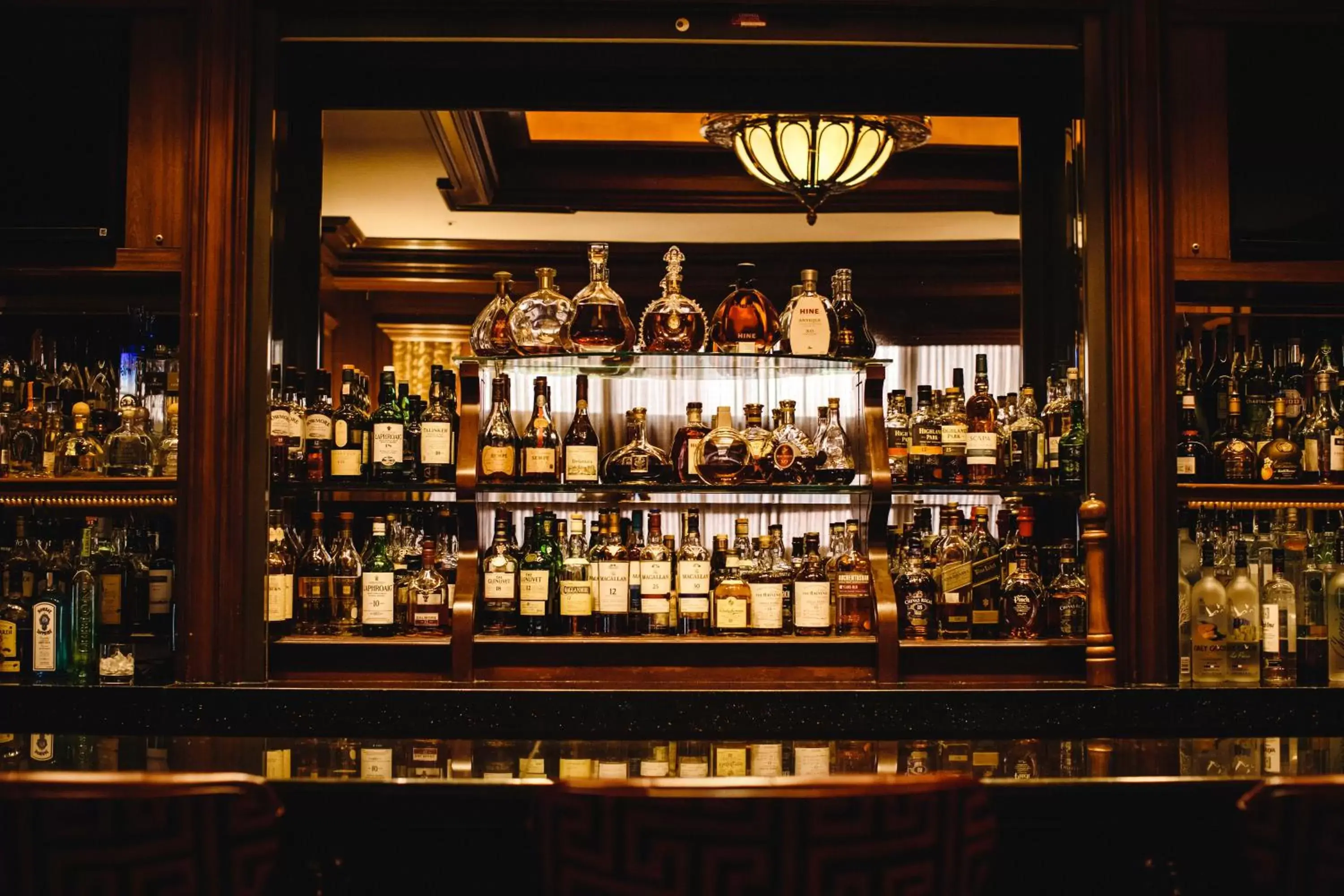 Lounge or bar in Boston Harbor Hotel Lounge or bar in Boston Harbor Hotel