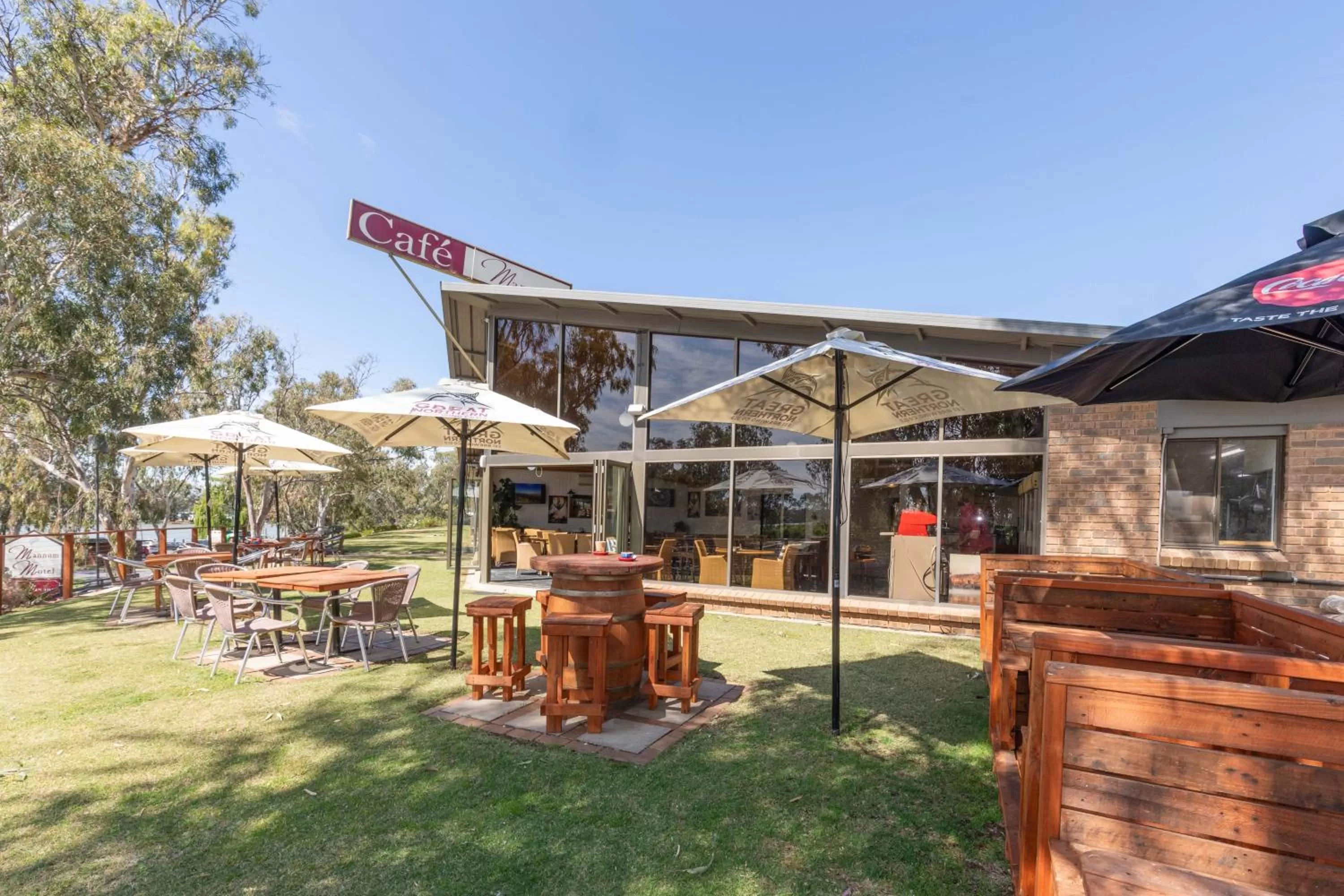 Restaurant/places to eat in Mannum Motel