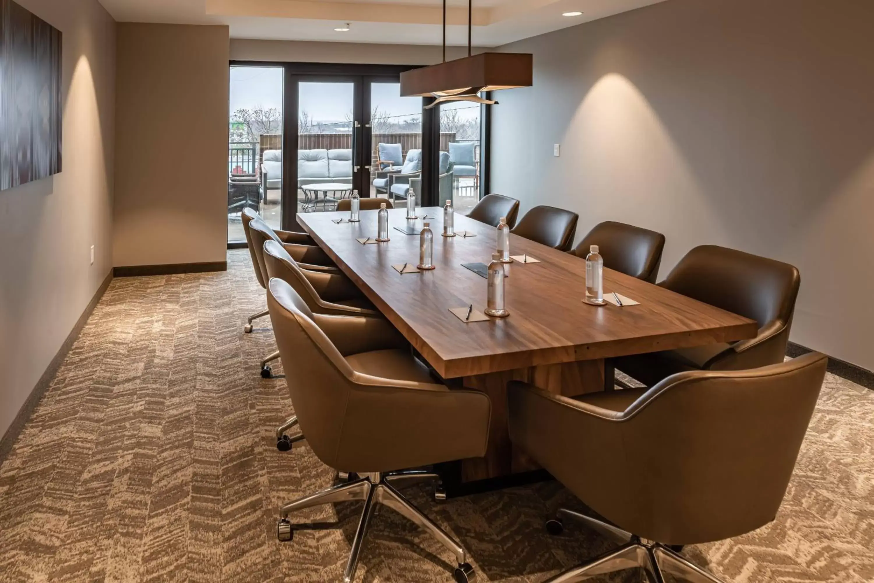 Photo of the whole room in SpringHill Suites by Marriott Fort Worth Historic Stockyards