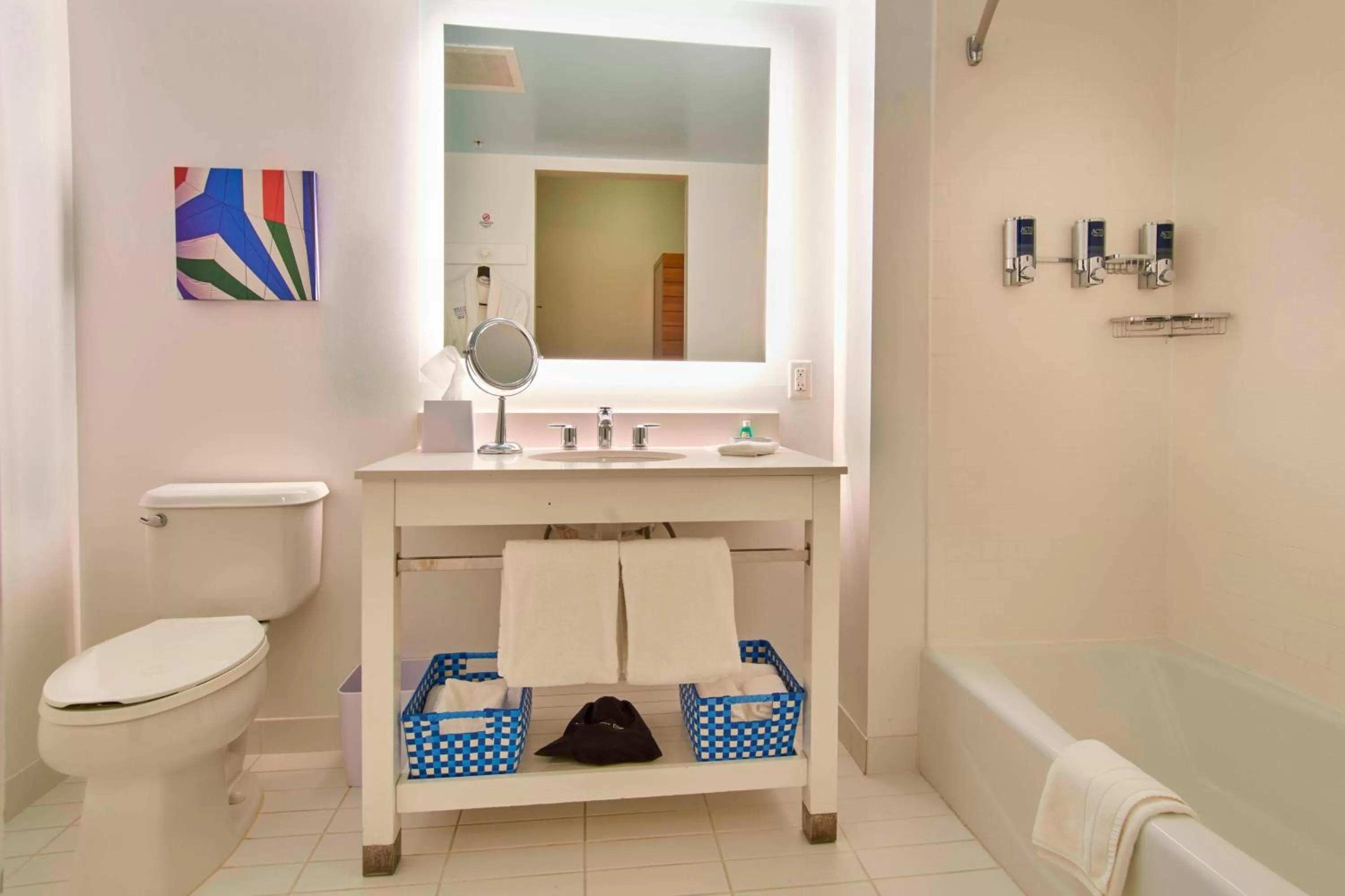 Bathroom in Four Points by Sheraton Punta Gorda Harborside