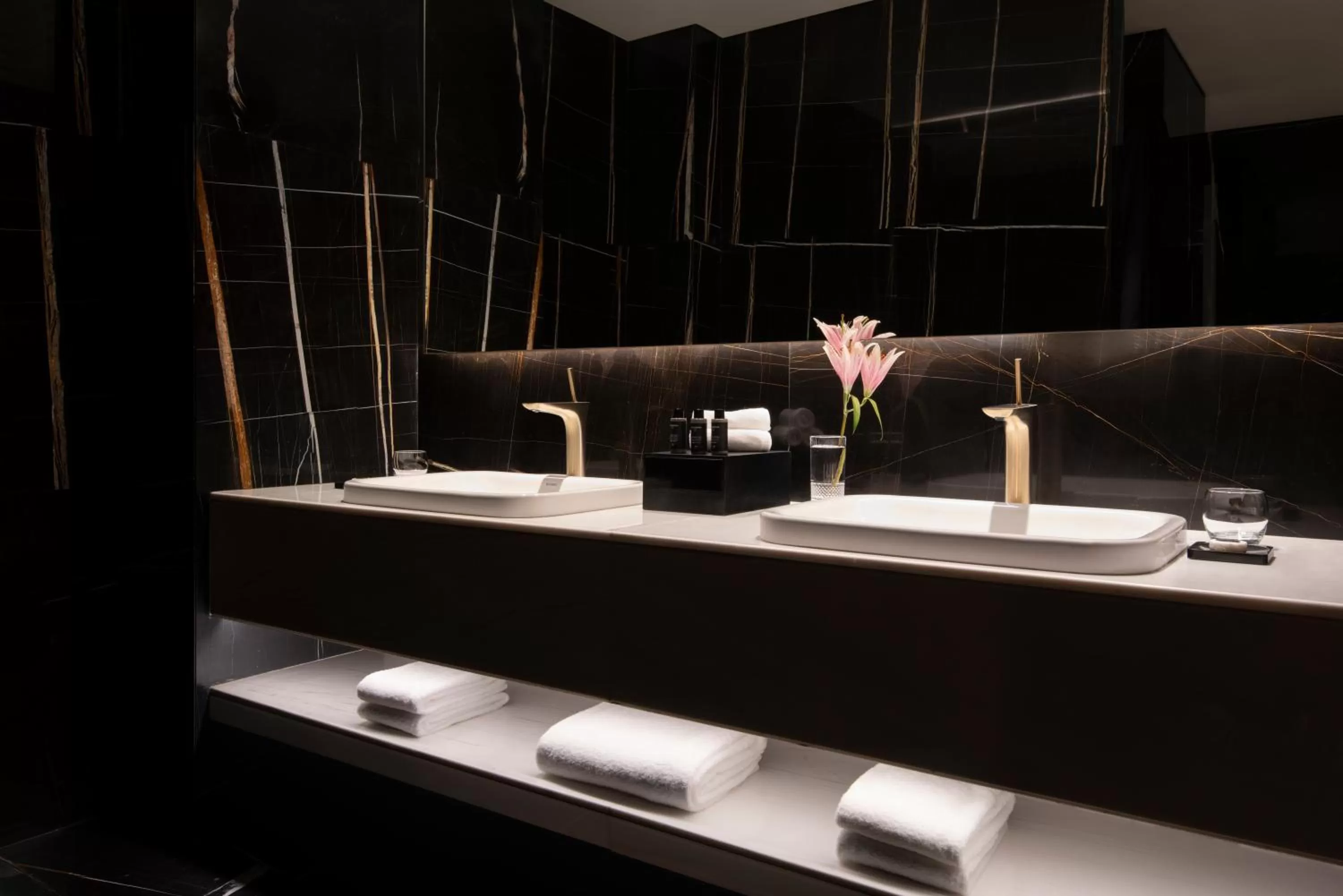 Bathroom in Steigenberger Hotel Doha