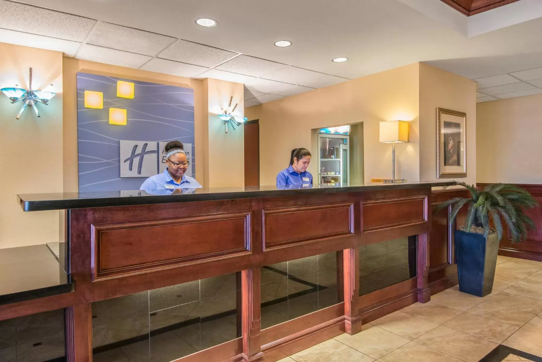 Property building, Lobby/Reception in Holiday Inn Express Enid-Highway 412, an IHG Hotel