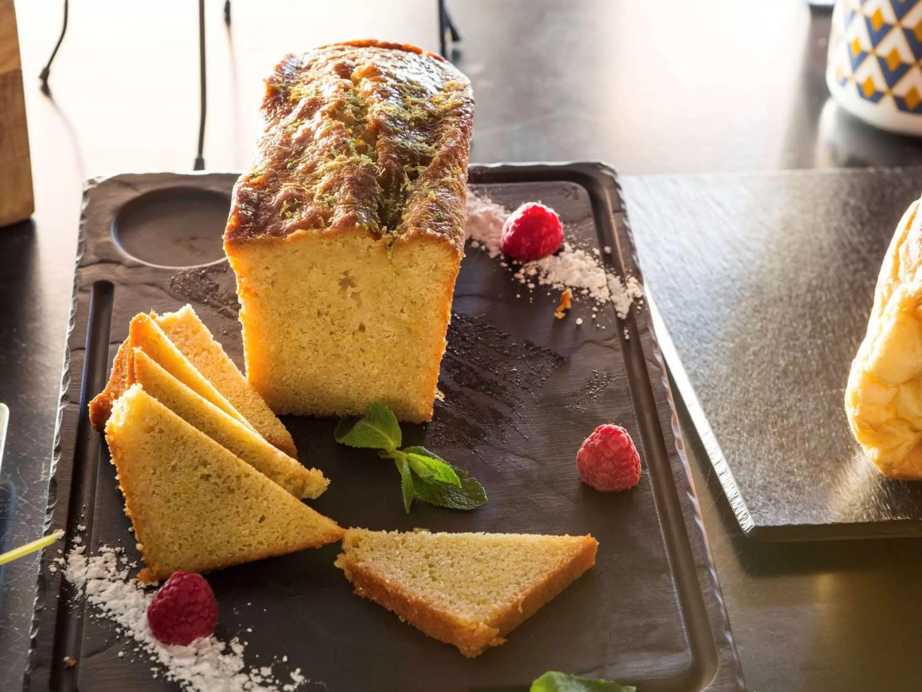 Restaurant/places to eat in Mercure Paris Sud Les Ulis-Courtaboeuf Restaurant/places to eat in Mercure Paris Sud Les Ulis-Courtaboeuf