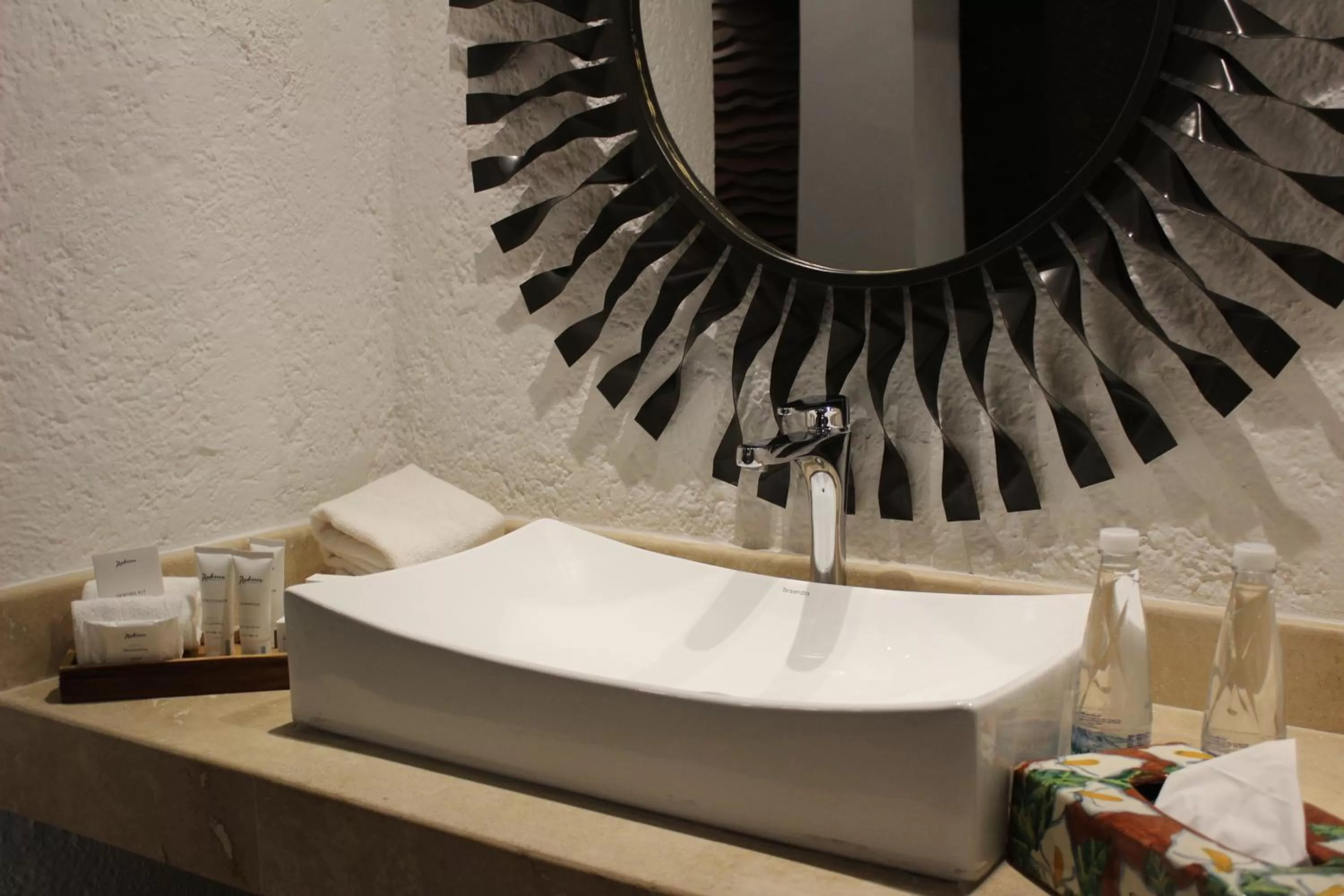 Bathroom in Radisson Hotel Tapatio Guadalajara Aeropuerto