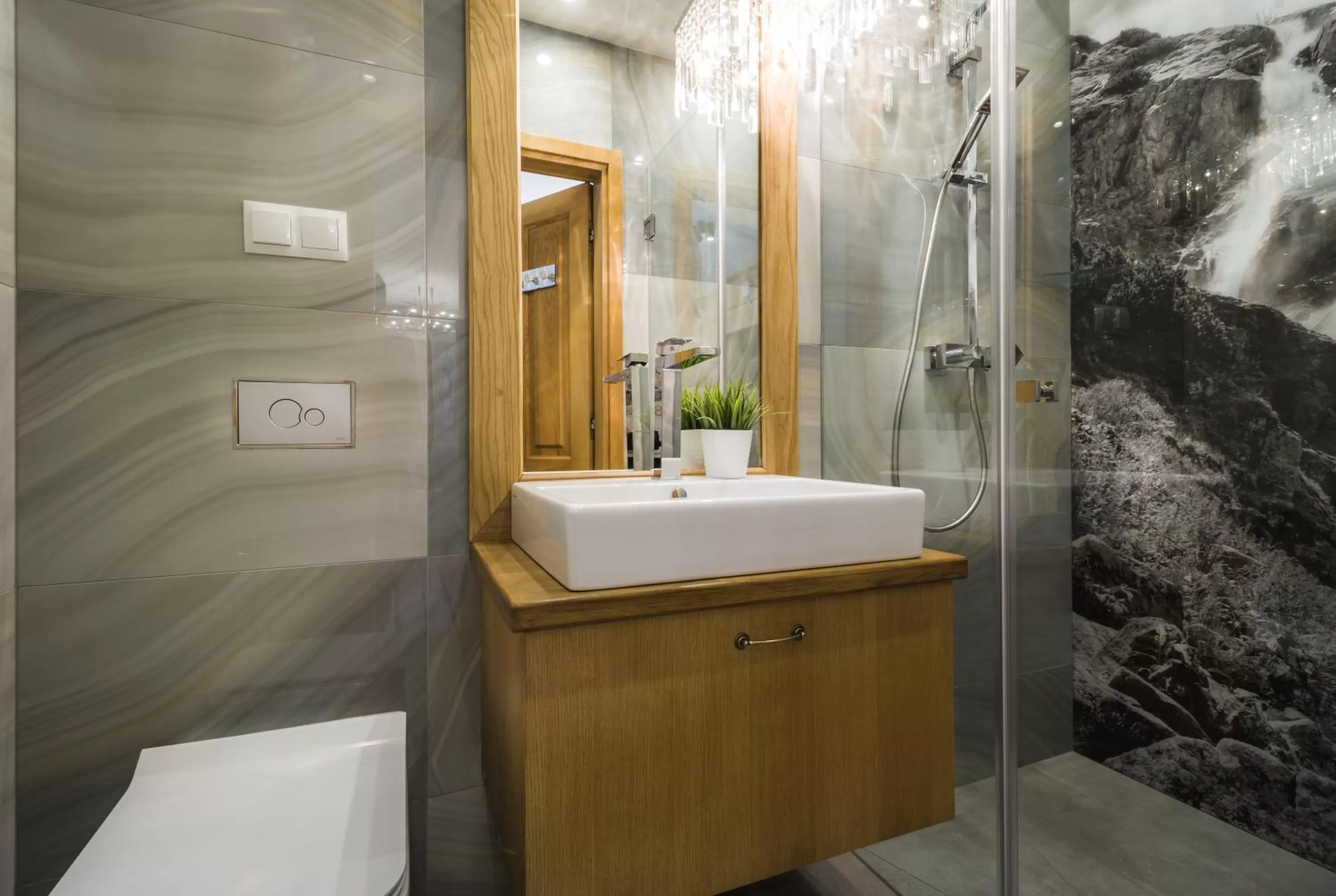 Shower, Bathroom in Jagiellońska Residence