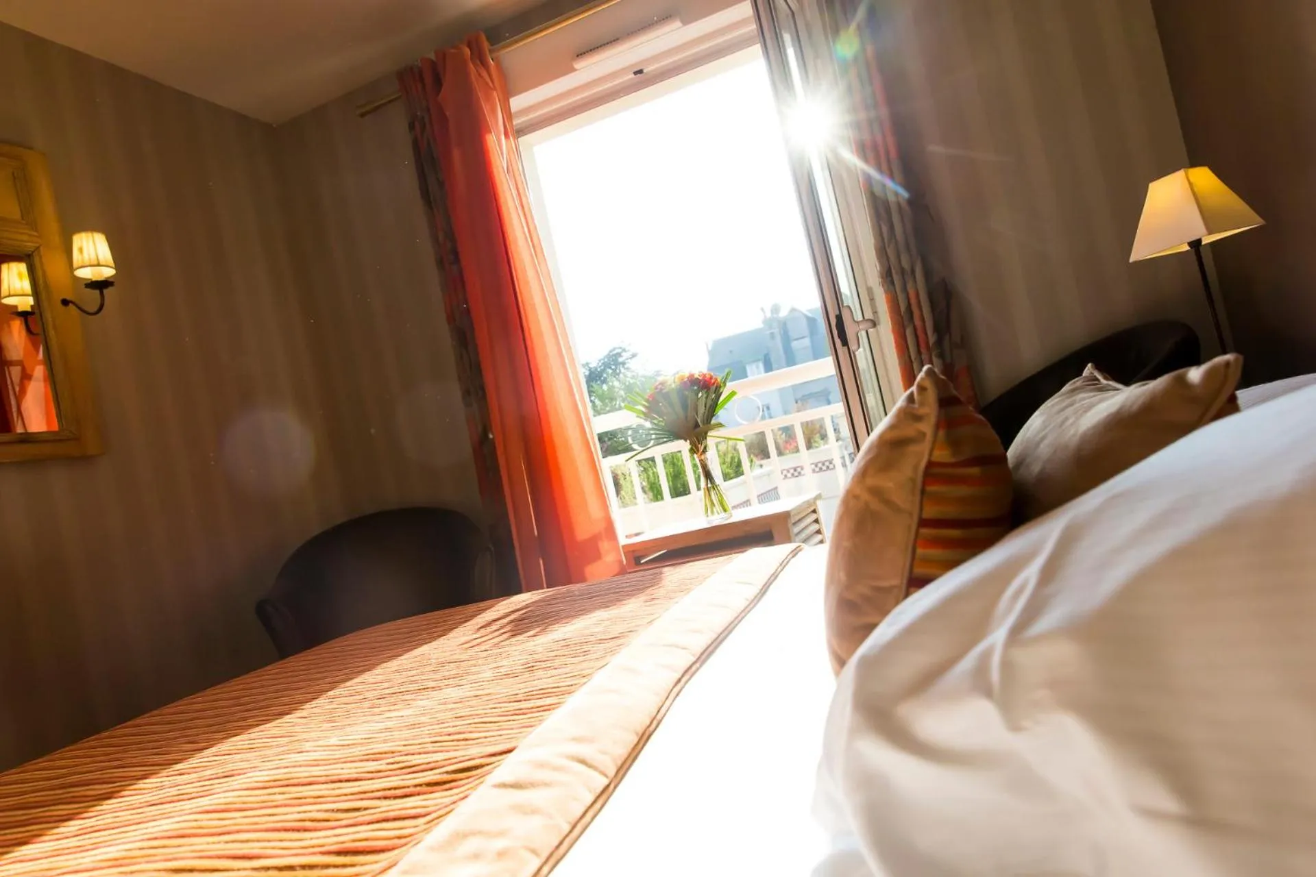 Bedroom, Bed in Almoria Hôtel & SPA