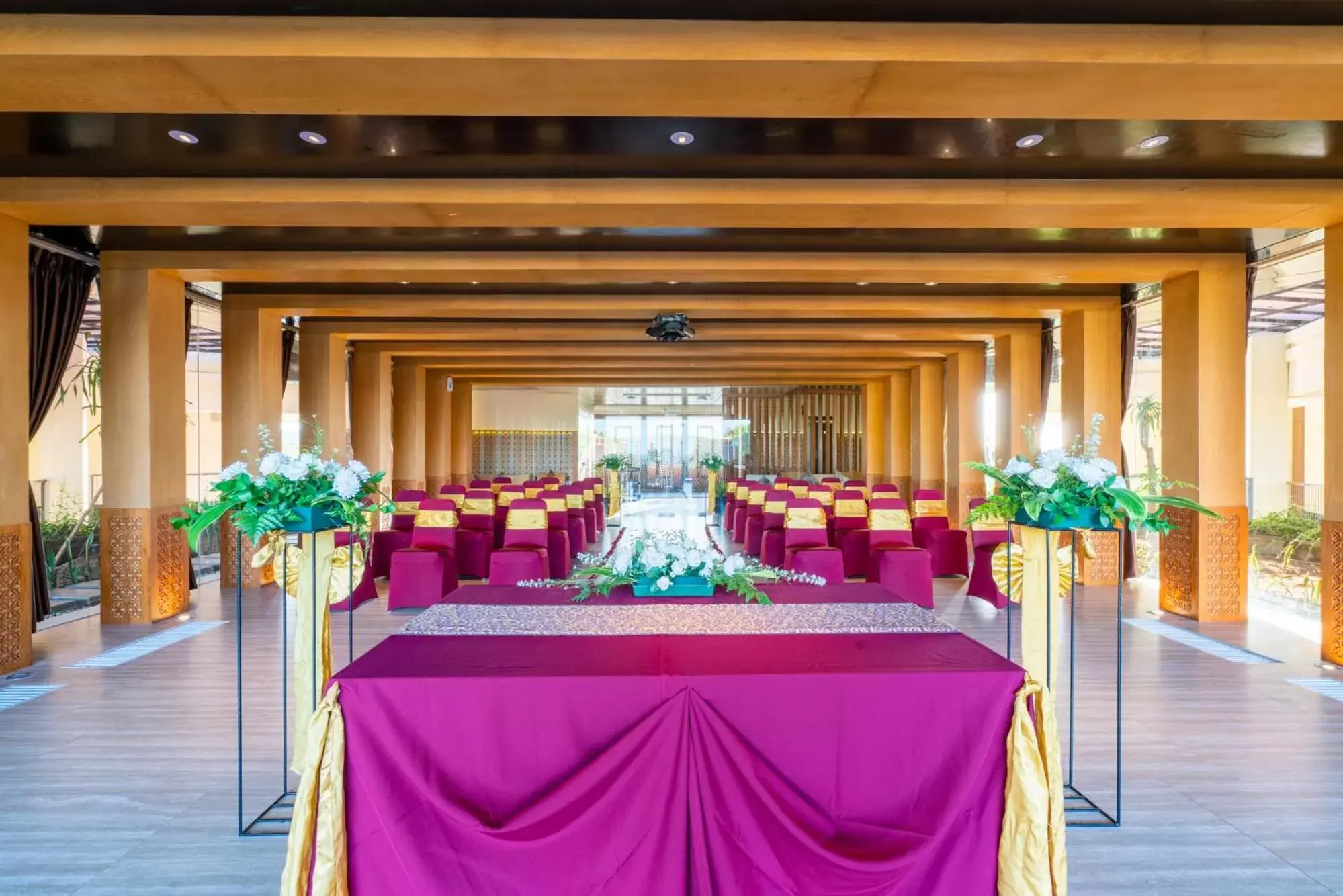 Banquet/Function facilities, Banquet Facilities in Vouk Hotel and Suites