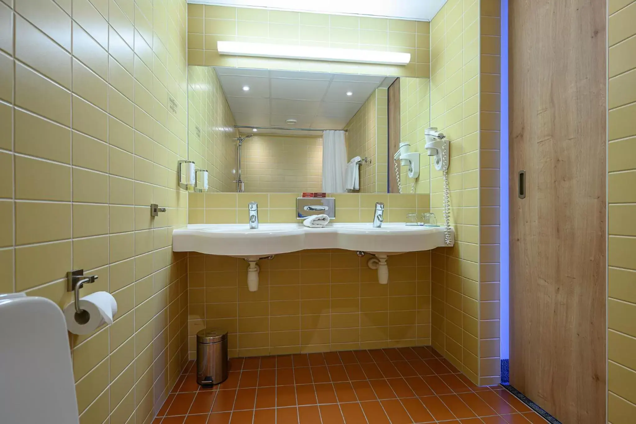 Bathroom in Dorpat Hotel