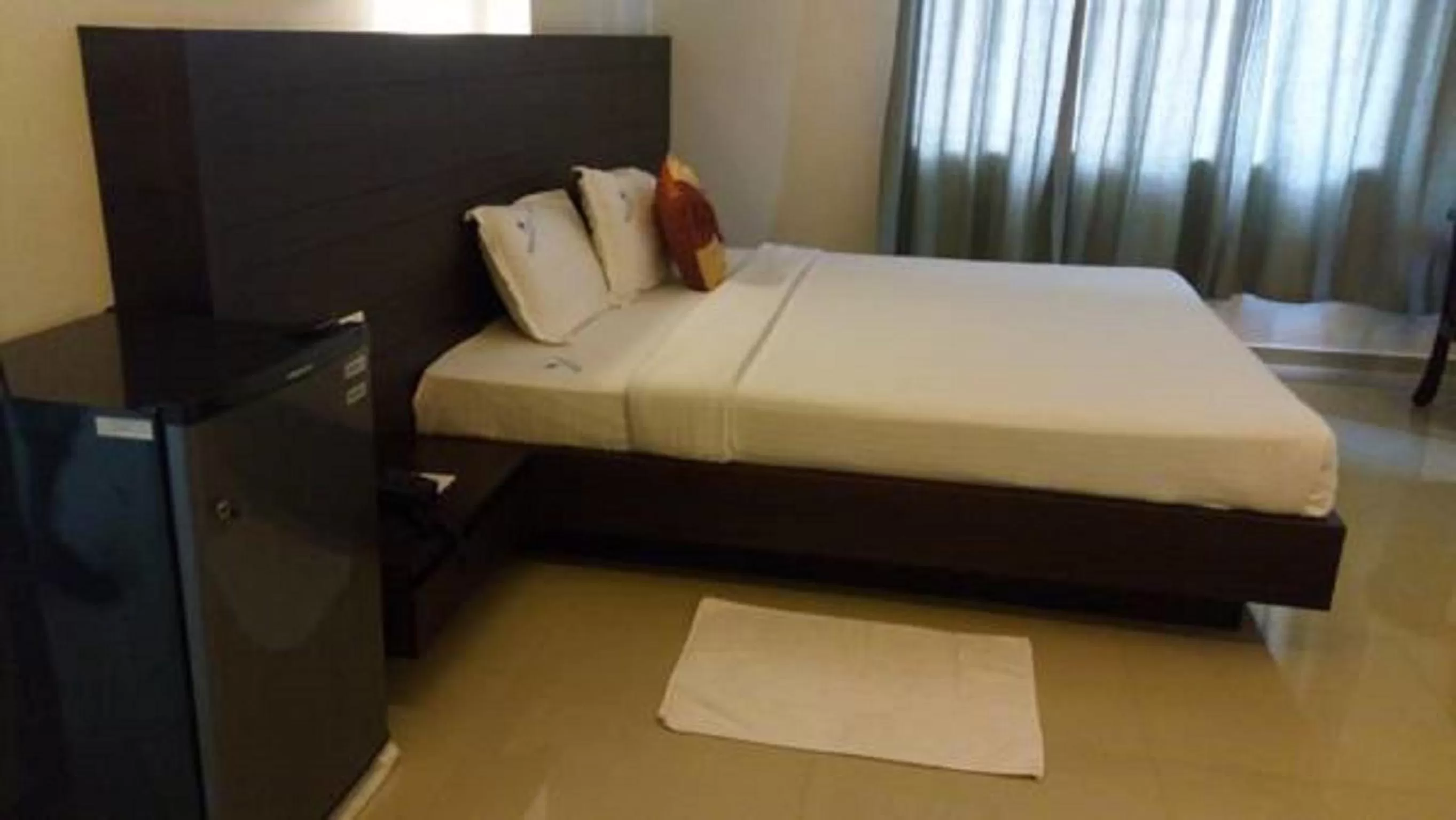 Bedroom, Bed in Nalanda Inn