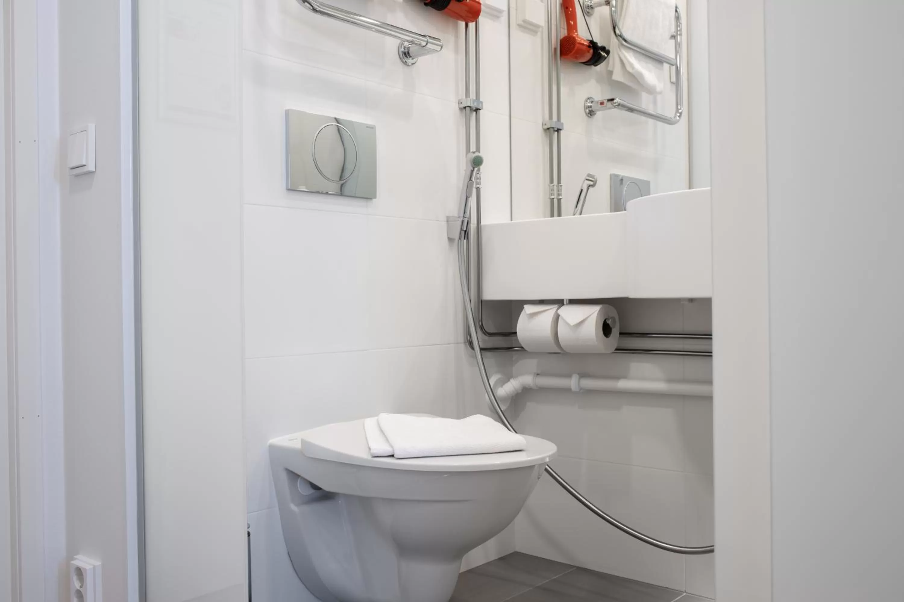 Toilet in Omena Hotel Vaasa Espen