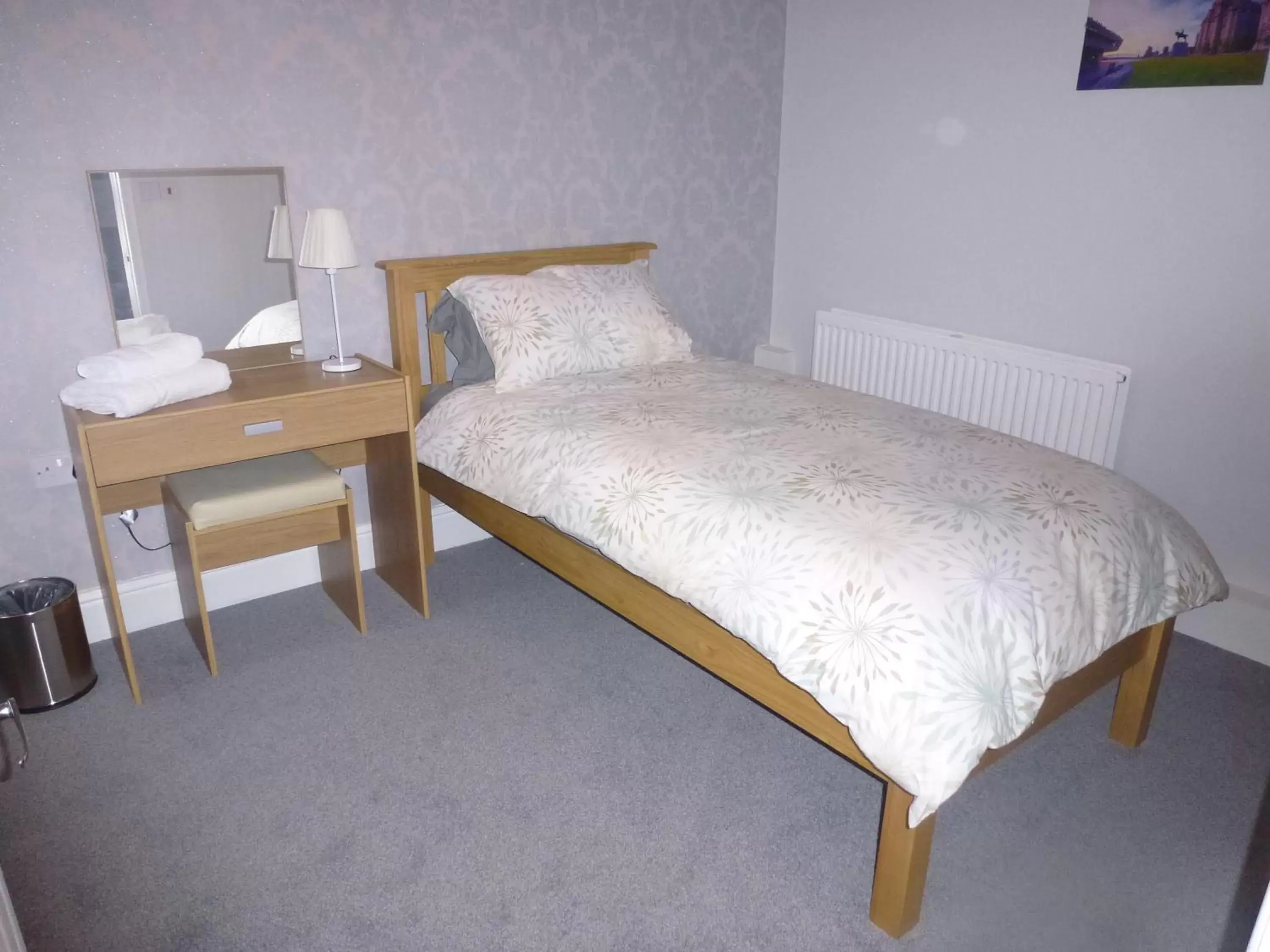 Bed in Orrell Park Hotel