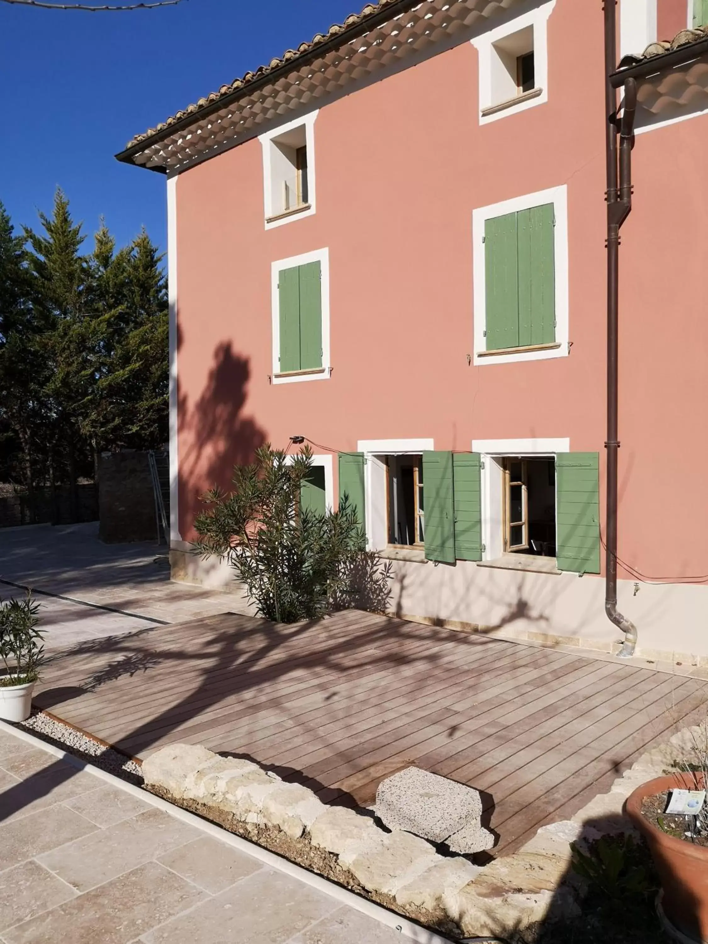 Property Building in La Bastide du Limon