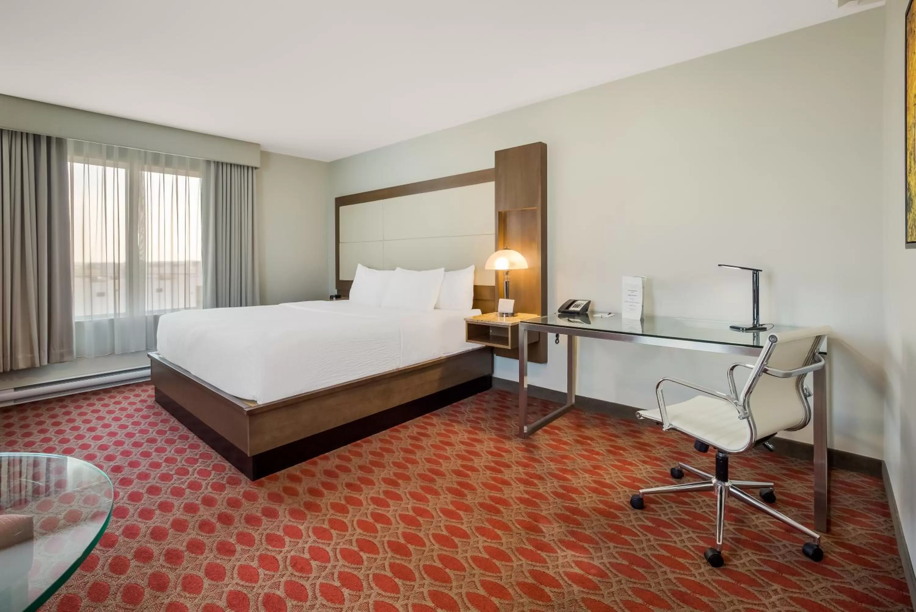 Bedroom, Bed in Hotel 11, MOD A Sonesta Collection