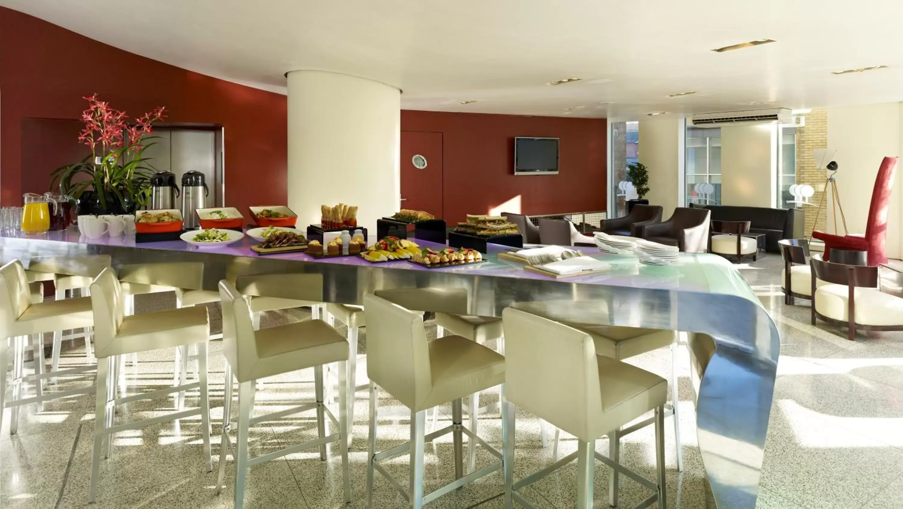 Lobby or reception, Restaurant/Places to Eat in Park Plaza Nottingham