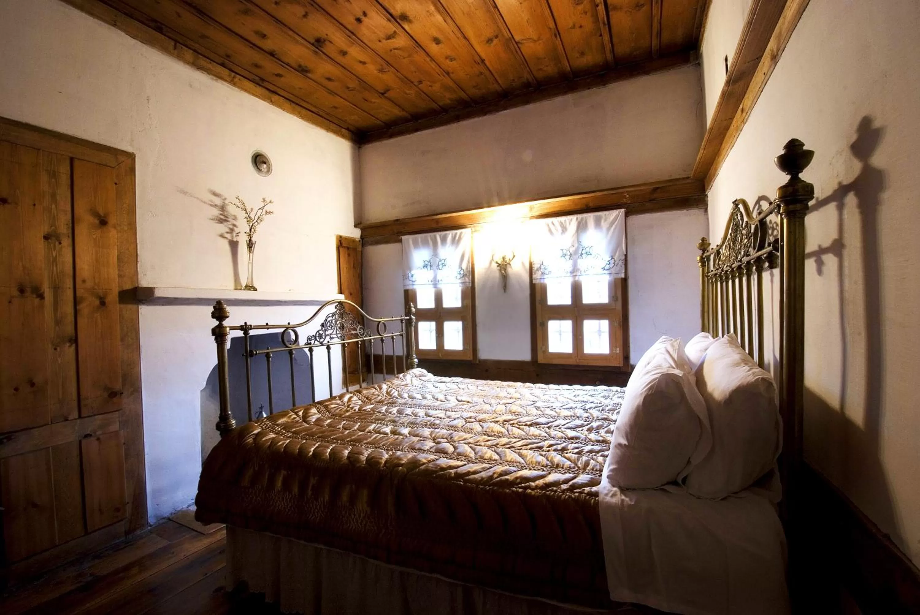 Bed in Gulevi Safranbolu Heritage Hotel