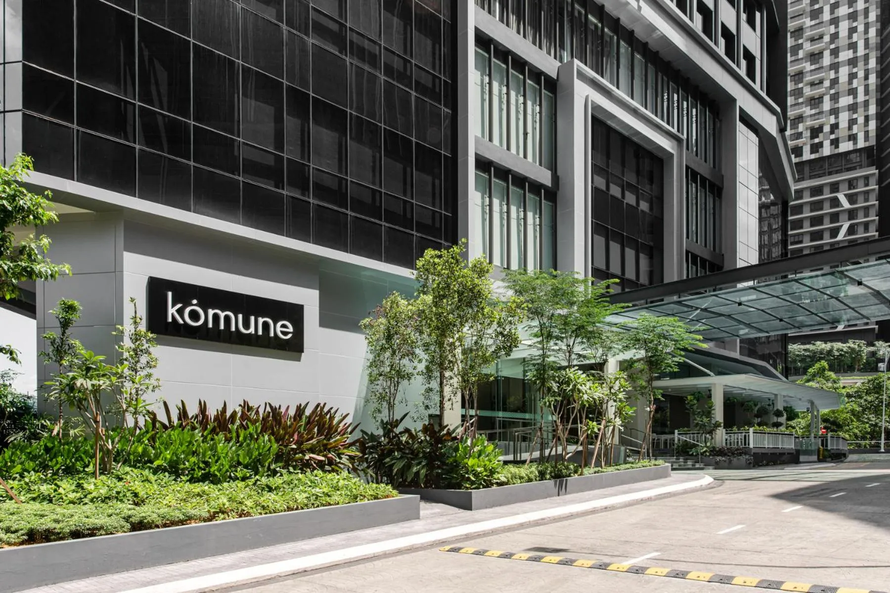 Property building in Komune Living