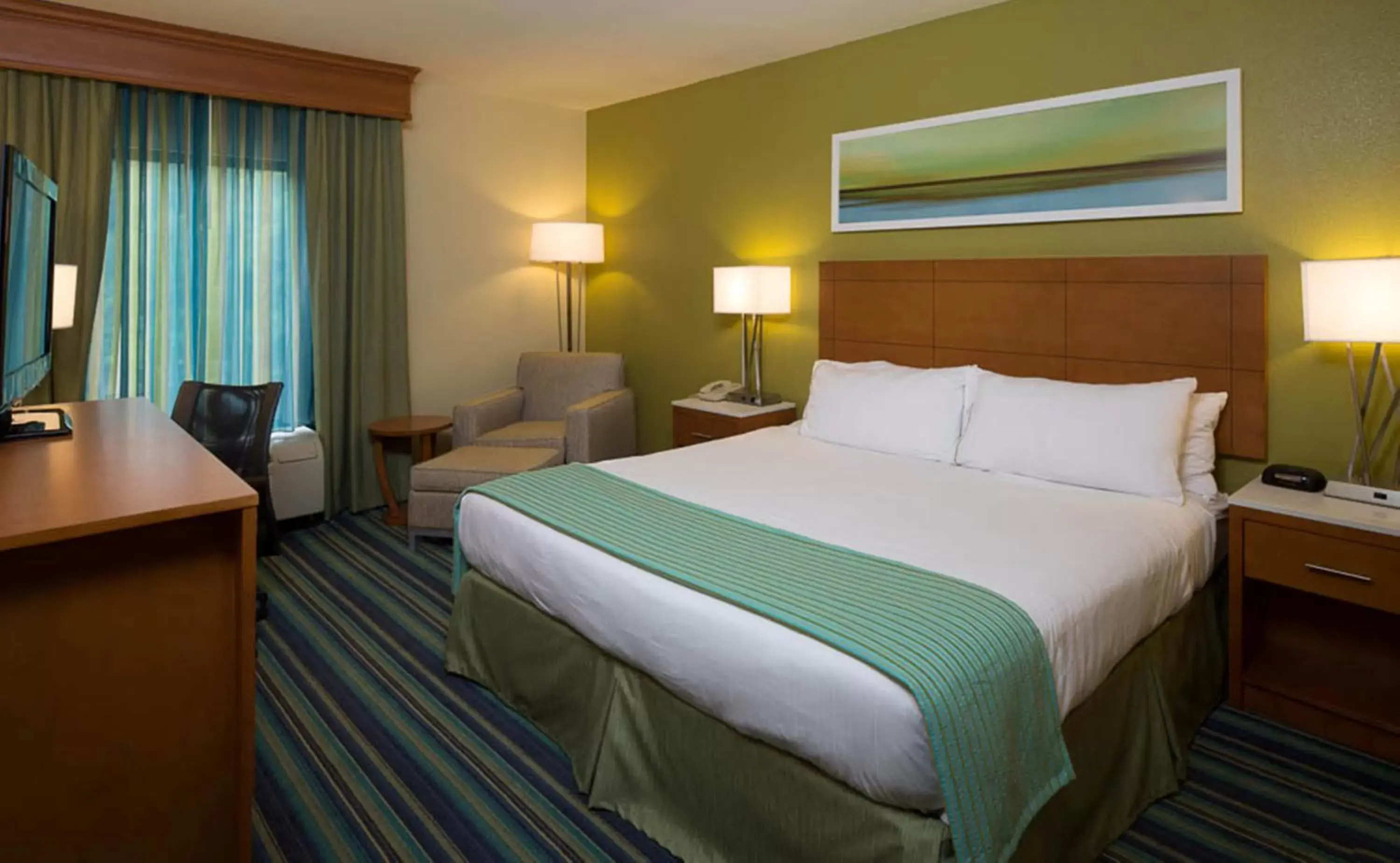 Photo of the whole room, Bed in Holiday Inn Express - Clermont, an IHG Hotel