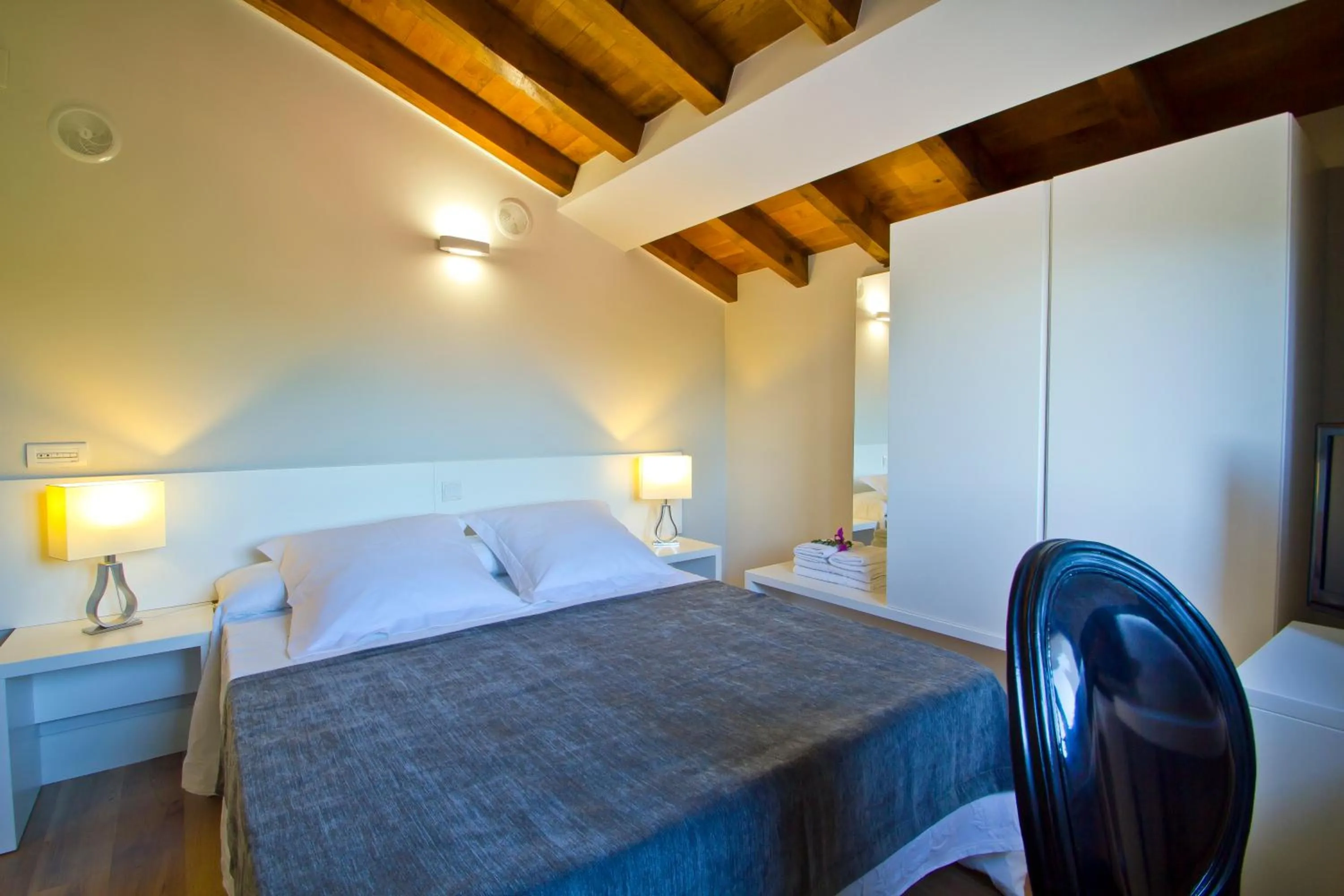 Photo of the whole room, Bed in Villa Arce Hotel