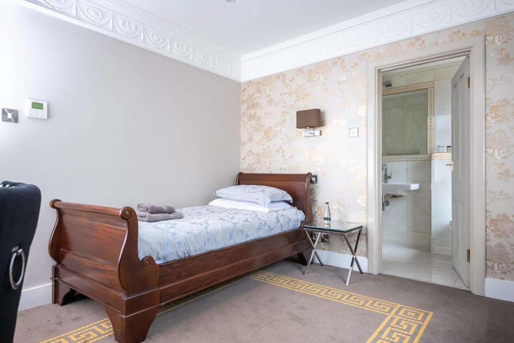 Bed in Guildford Manor Hotel & Spa