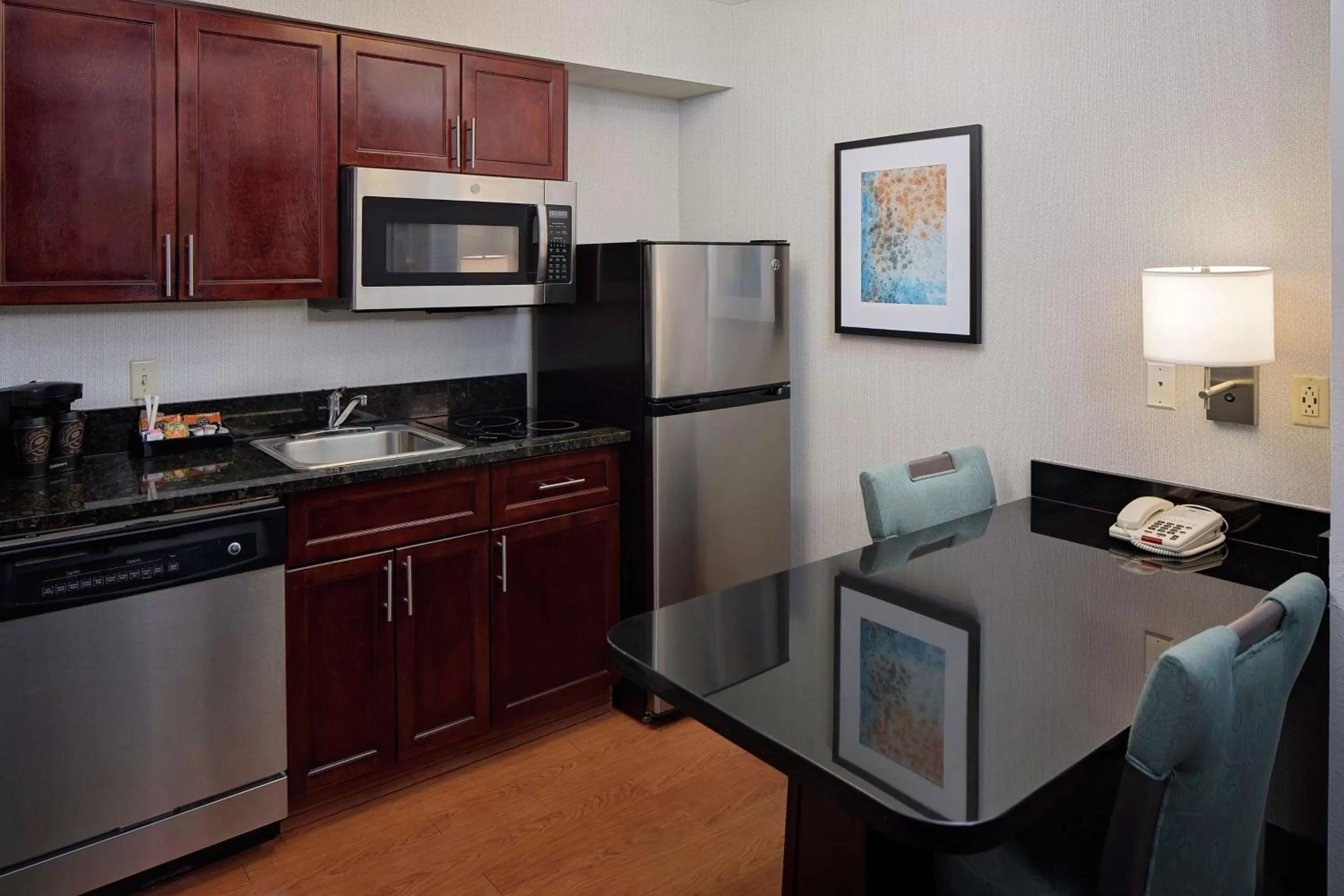 Kitchen or kitchenette in Homewood Suites by Hilton - Boston/Billerica-Bedford