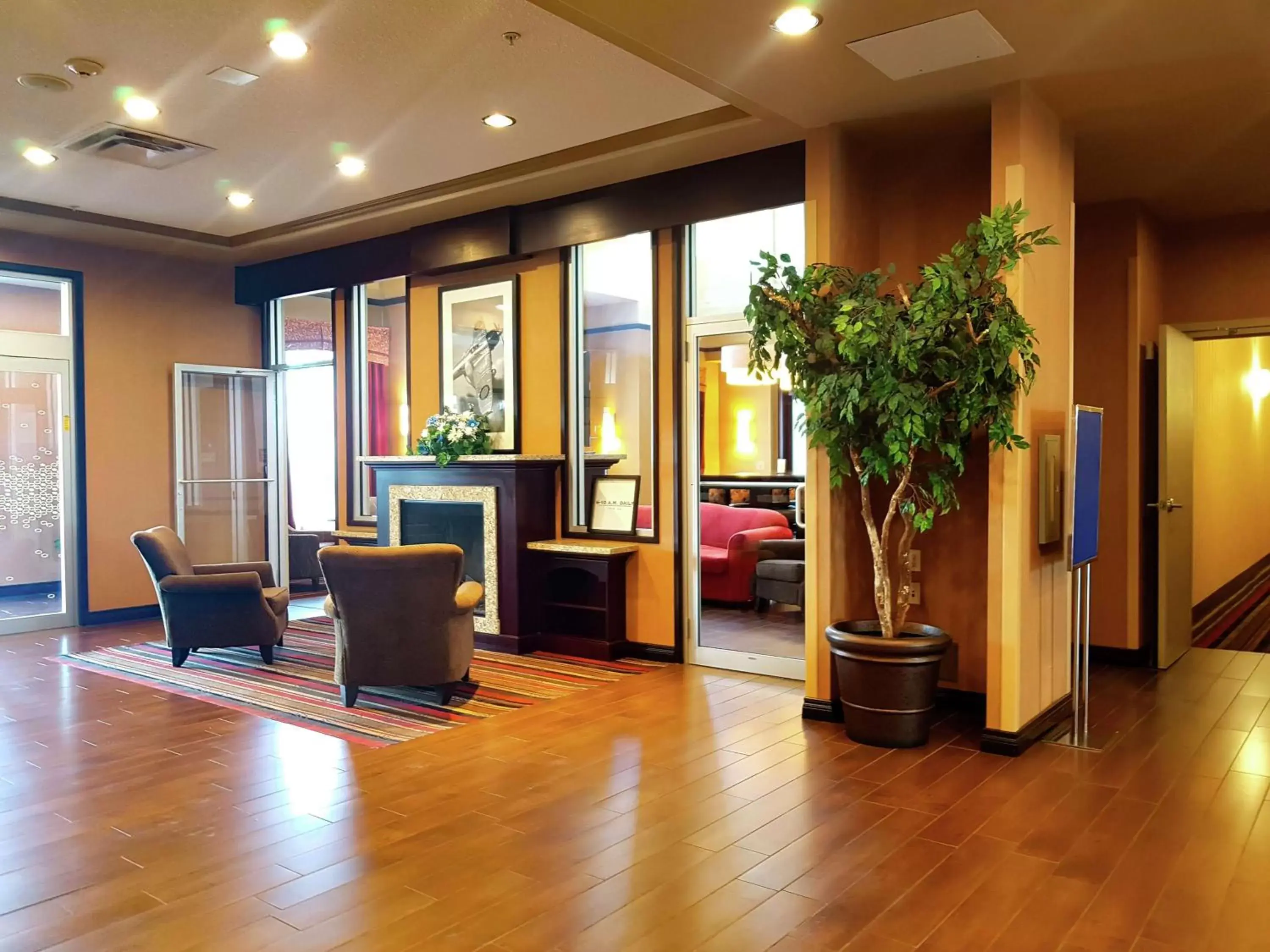 Lobby or reception in Hampton Inn & Suites by Hilton Edmonton International Airport Lobby or reception in Hampton Inn & Suites by Hilton Edmonton International Airport