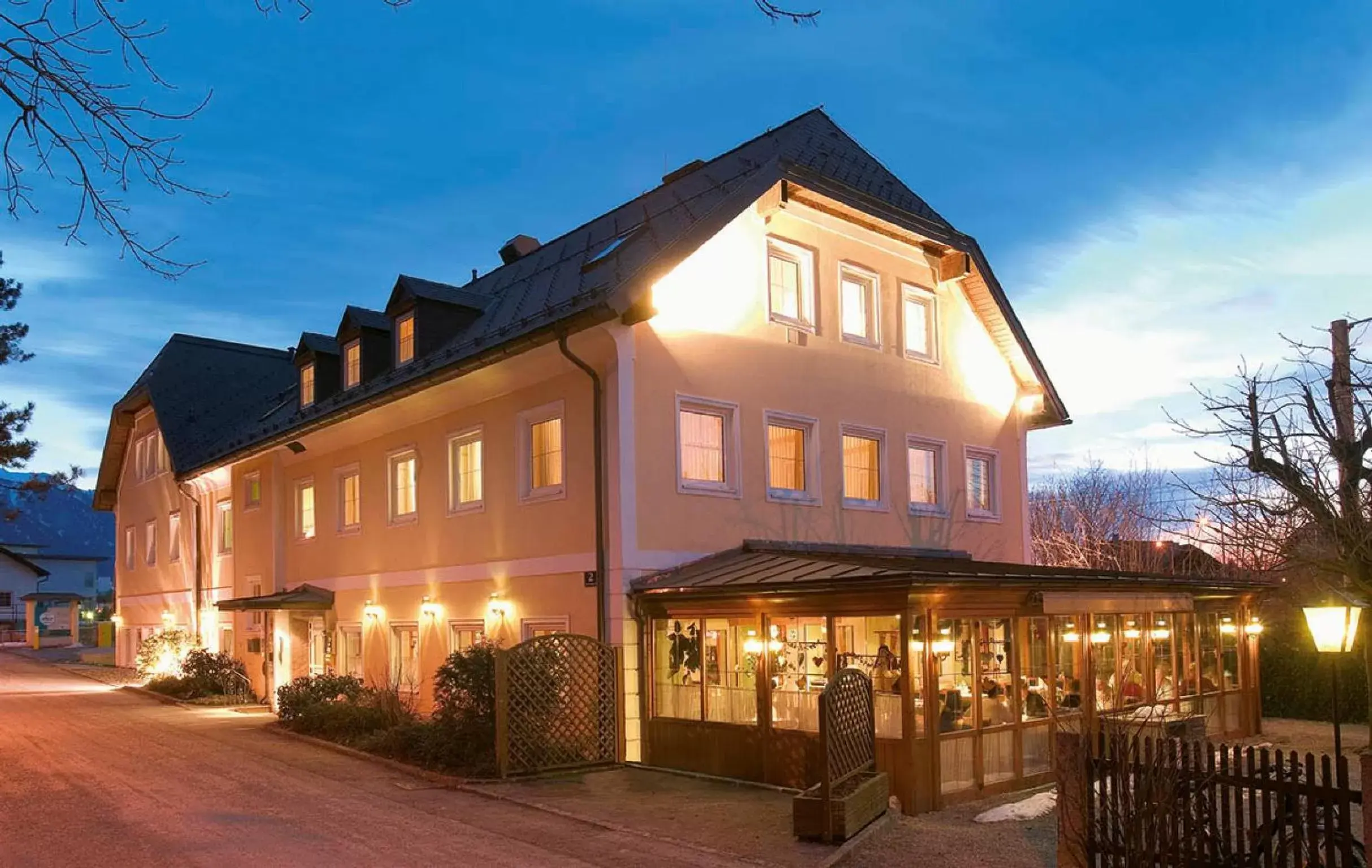 Facade/entrance, Property Building in Austria Classic Hotel Hölle