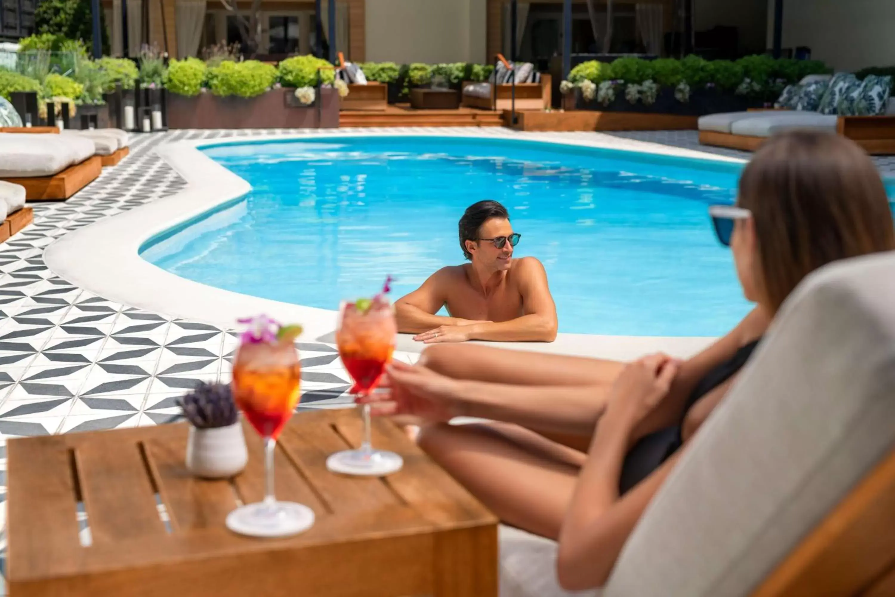 Pool view, Swimming Pool in Oceana Santa Monica, LXR Hotels & Resorts