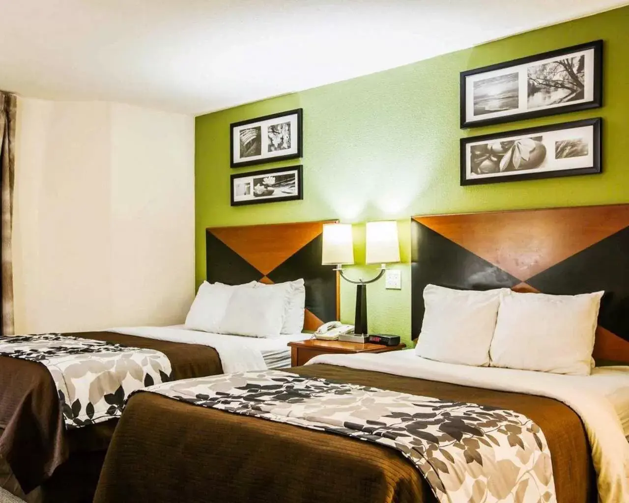 Bedroom, Bed in SureStay Plus Hotel by Best Western Macon West