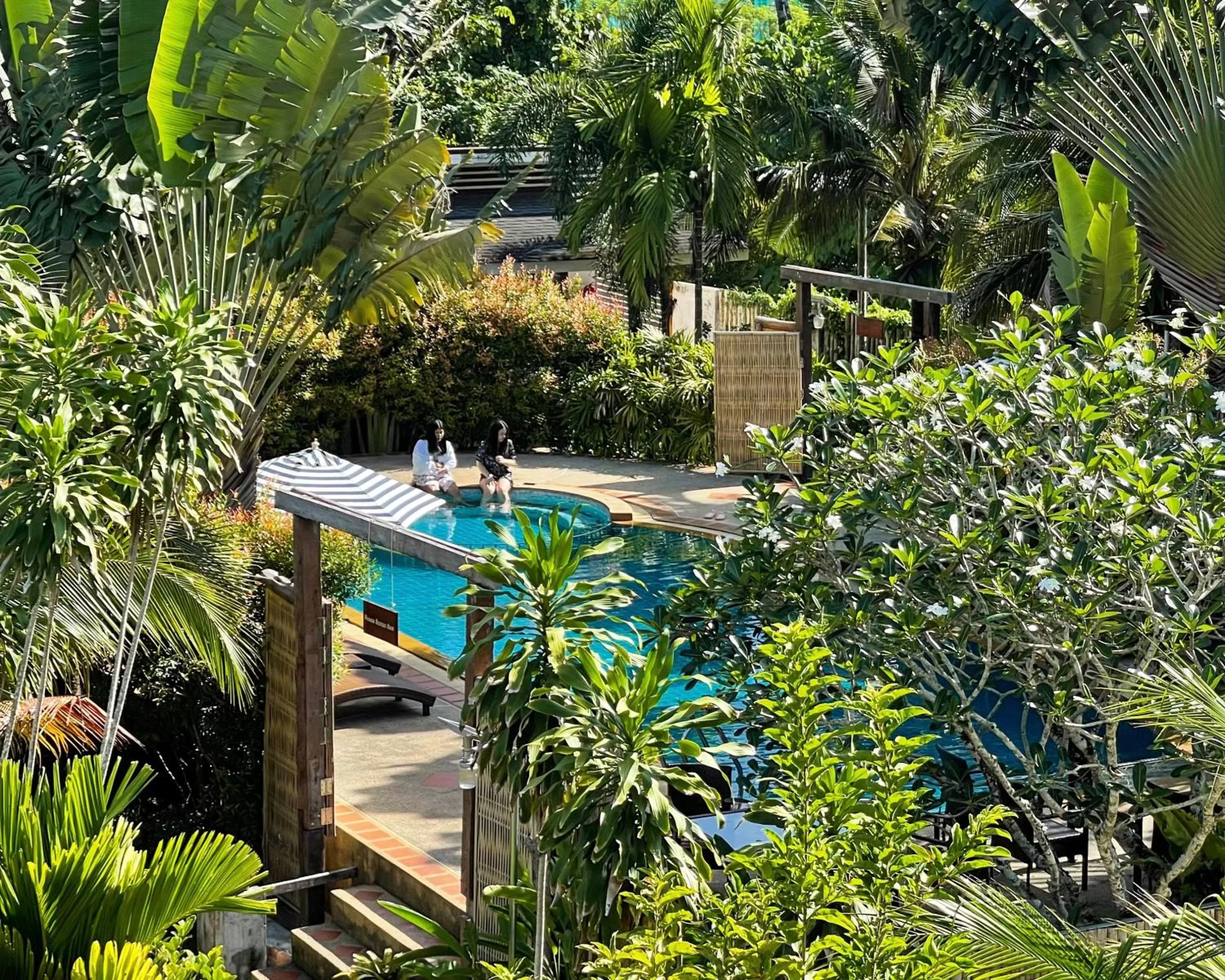 Swimming pool in Phuvara Boutique Aonang