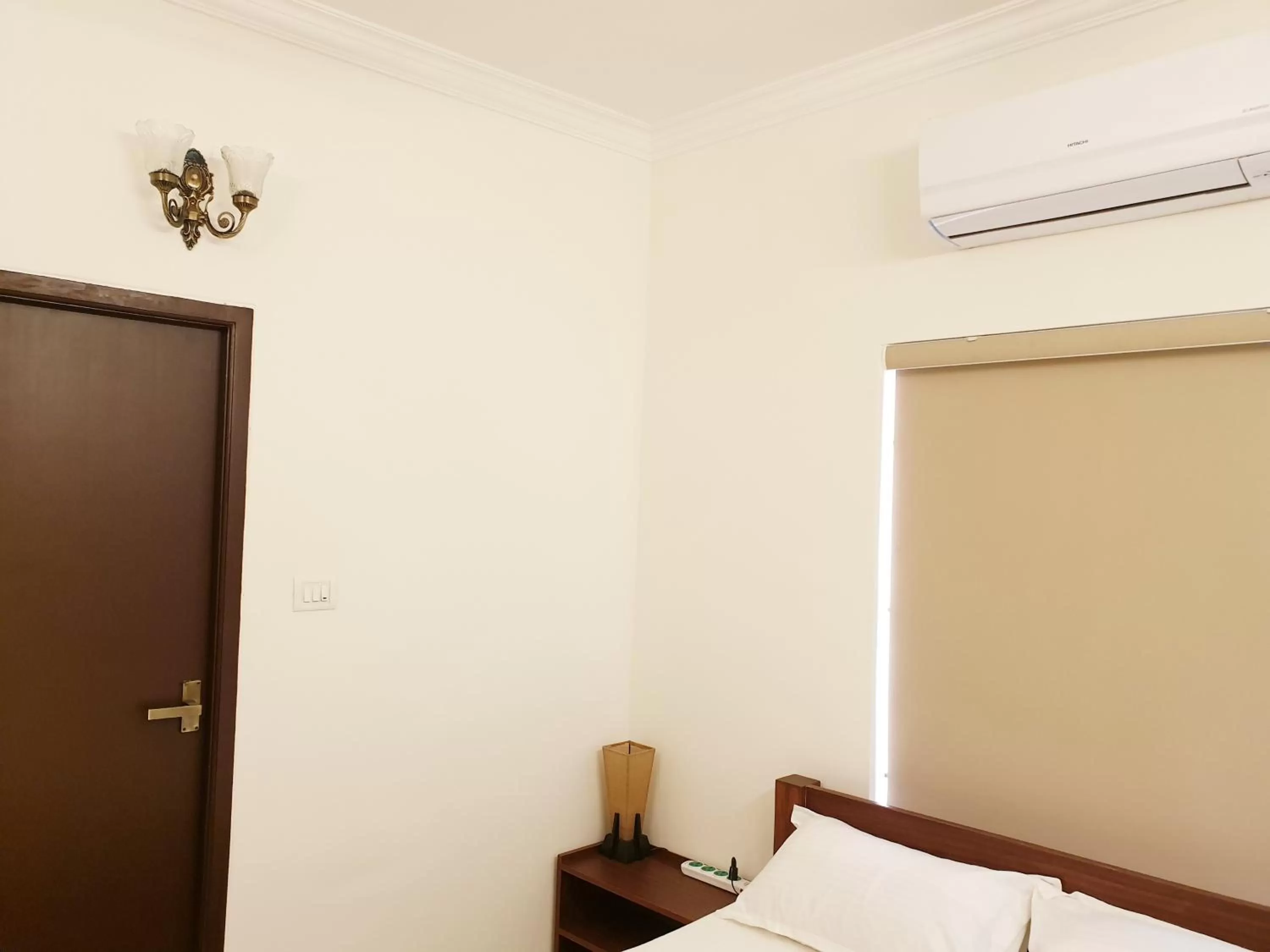 Decorative detail, Bed in Chippy Inn