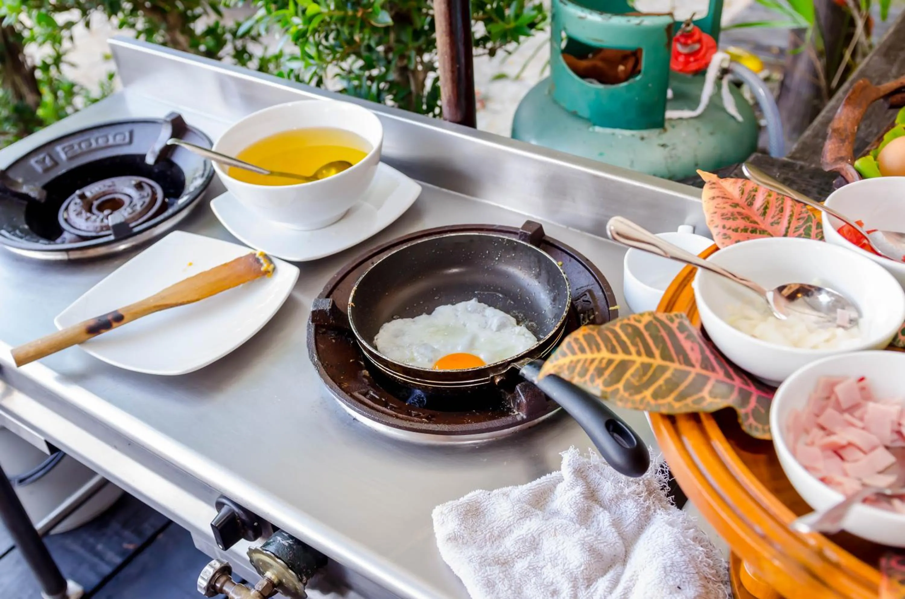 Restaurant/places to eat in Nipa Resort, Patong Beach