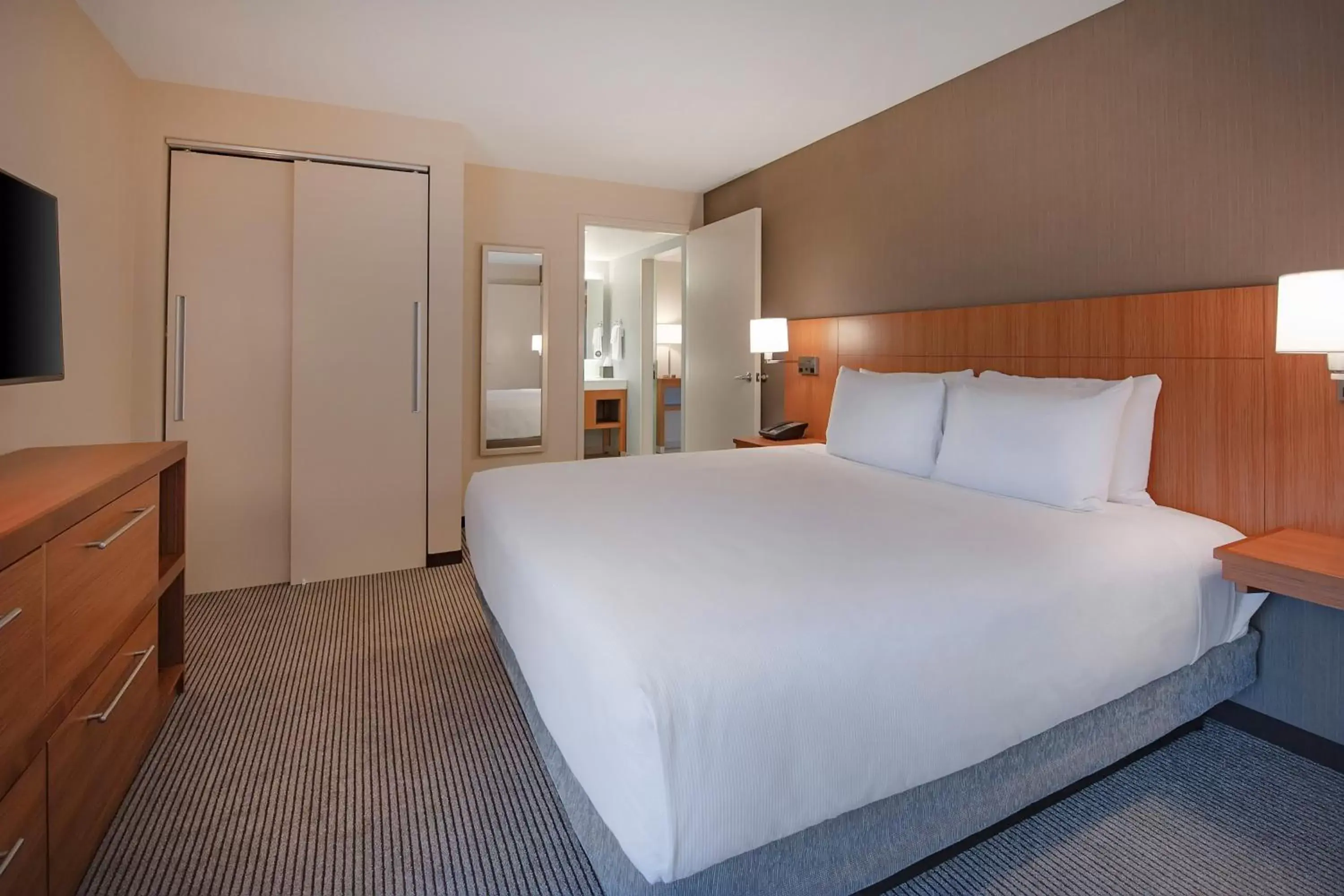 Bedroom, Bed in Hyatt Place Durham Southpoint Bedroom, Bed in Hyatt Place Durham Southpoint