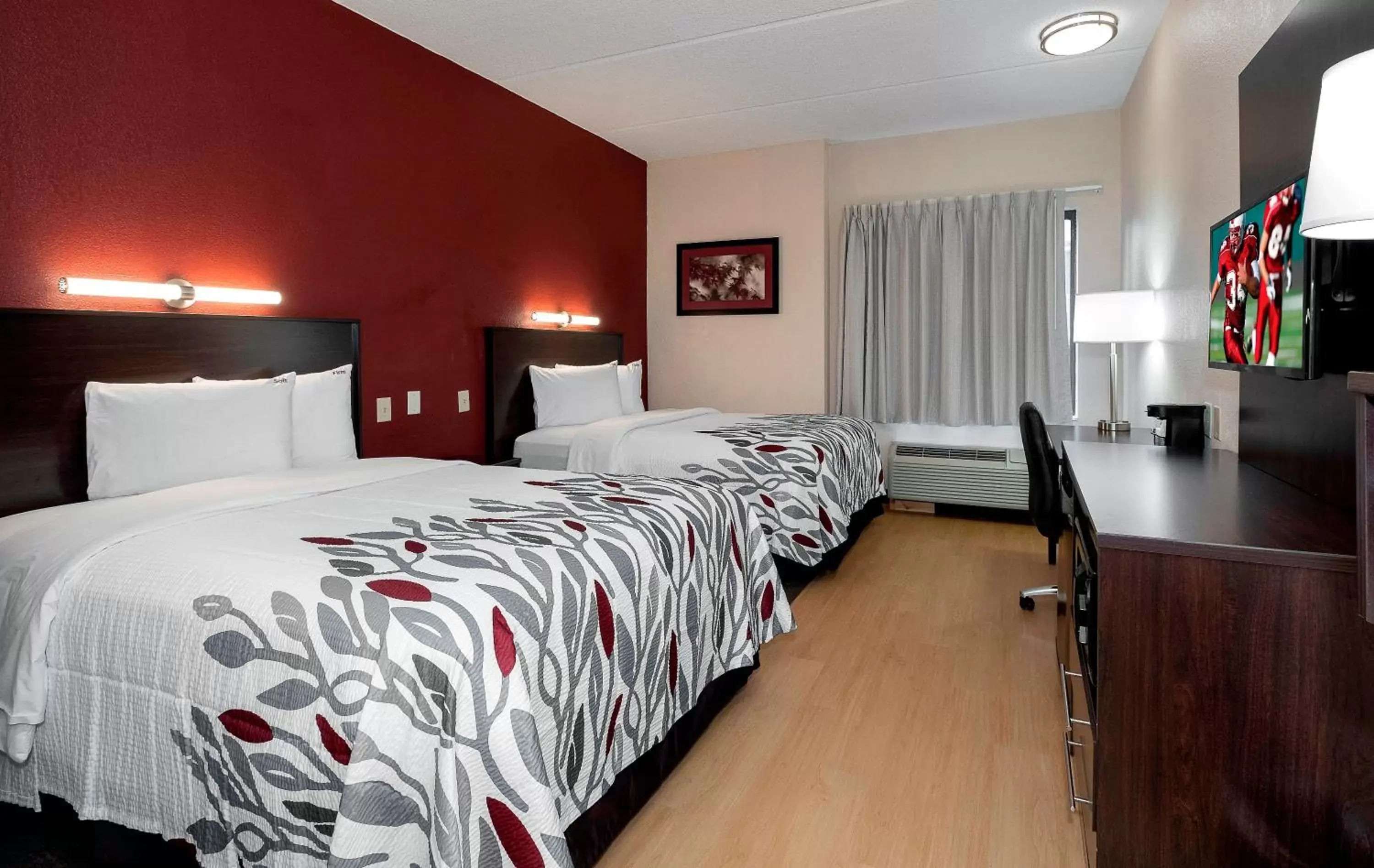 Deluxe Room with Two Double Beds Smoke Free in Red Roof Inn Raleigh Southwest - Cary Deluxe Room with Two Double Beds Smoke Free in Red Roof Inn Raleigh Southwest - Cary